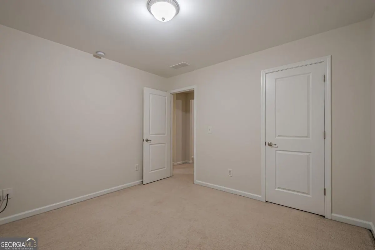 1425 Faircrest Lane
