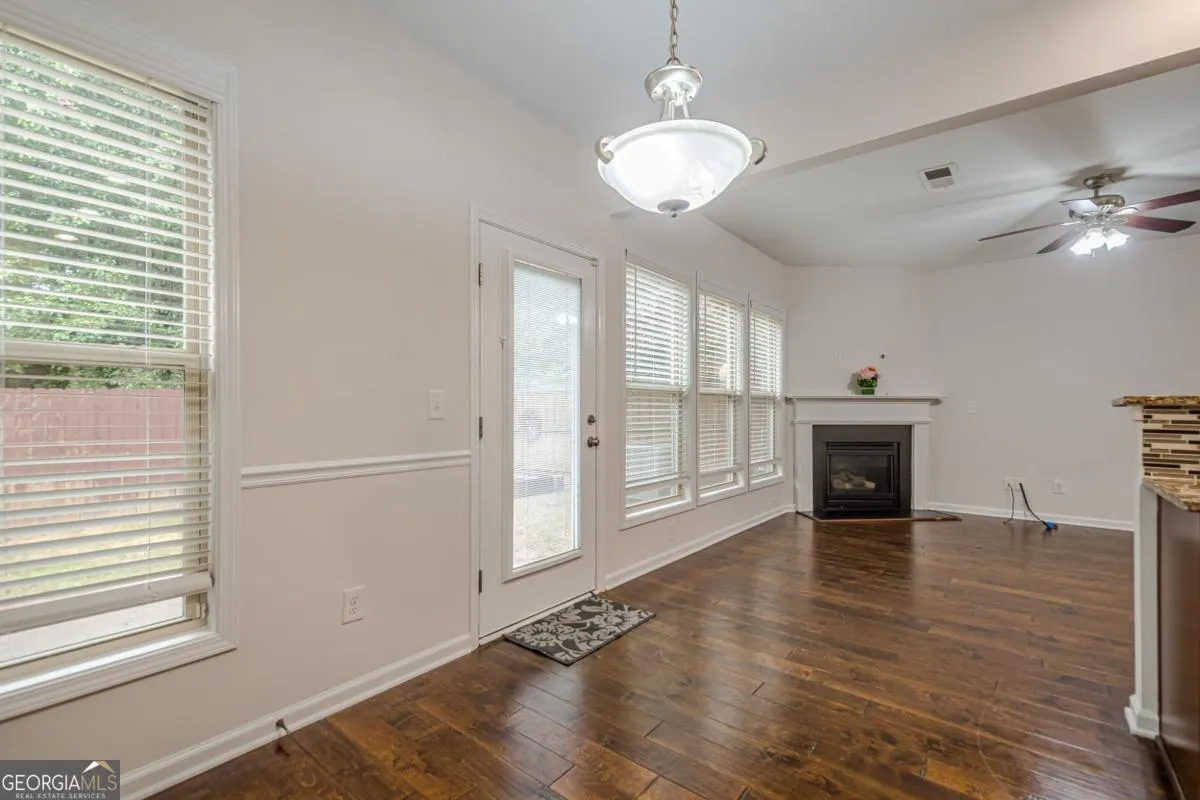 1425 Faircrest Lane