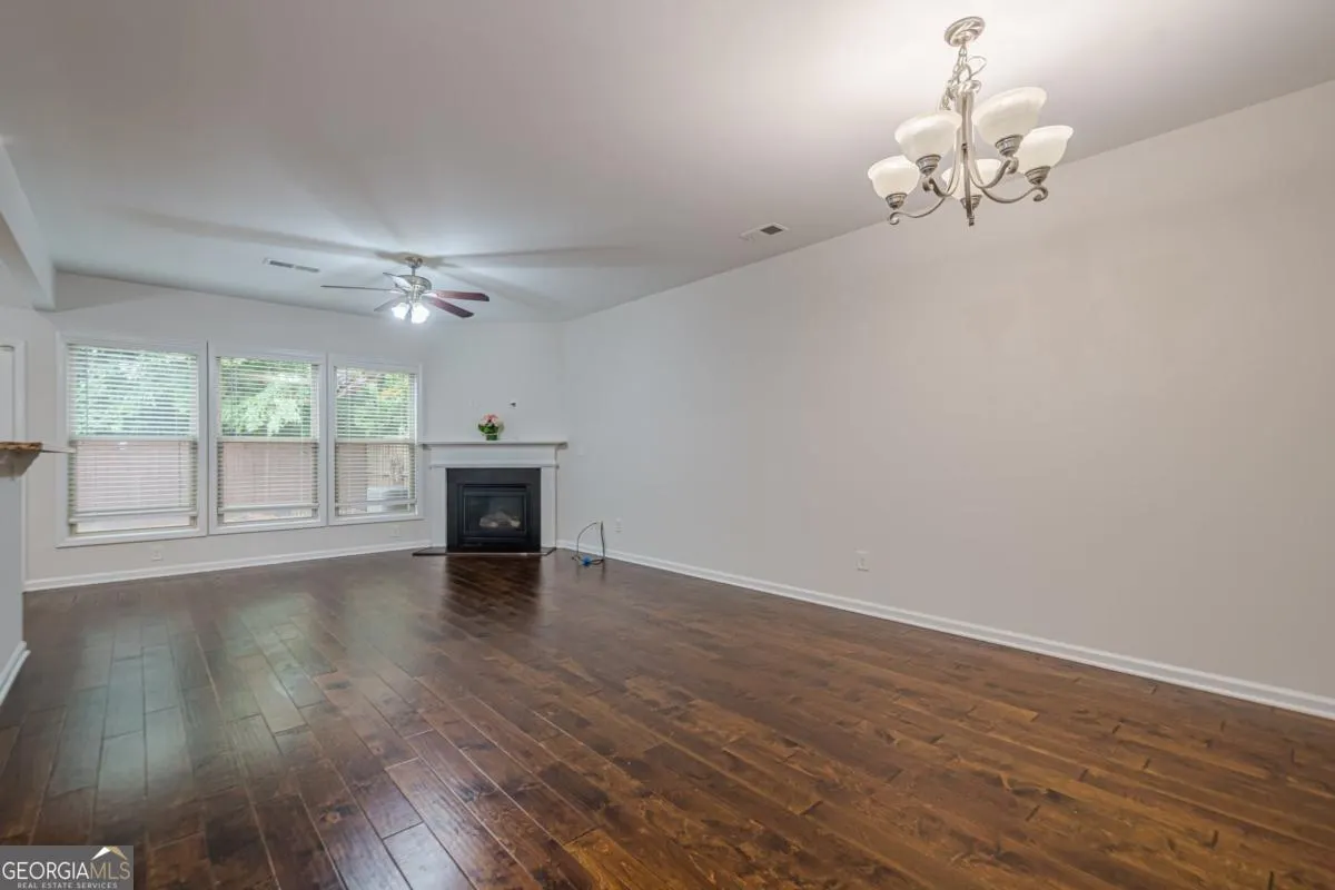1425 Faircrest Lane