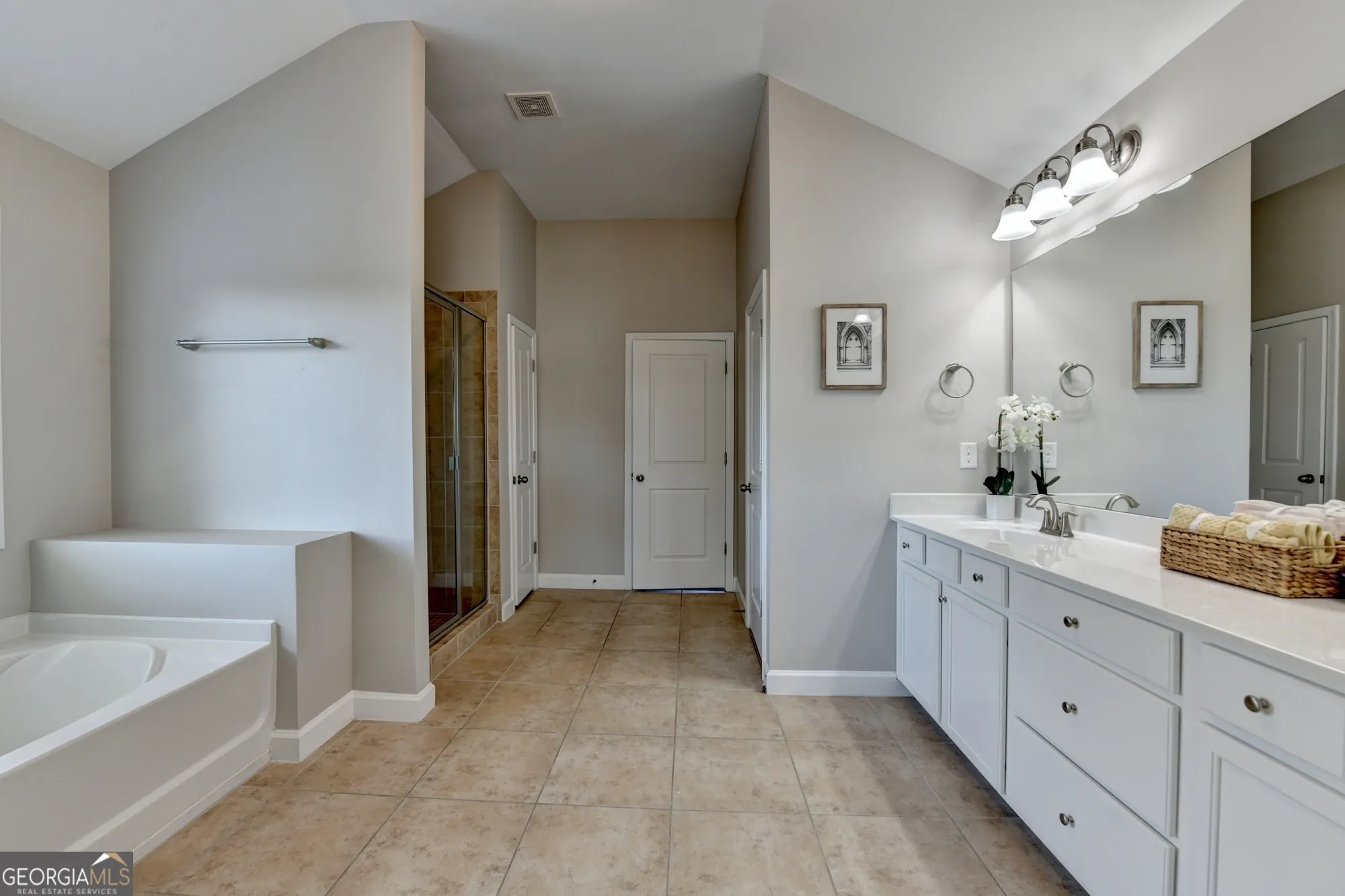 4060 BRUMBY Lane