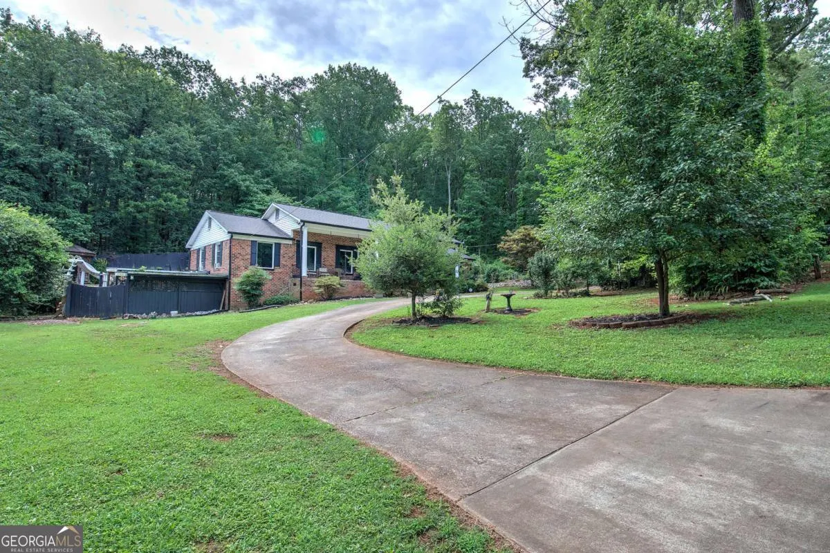 10 Oriole Drive