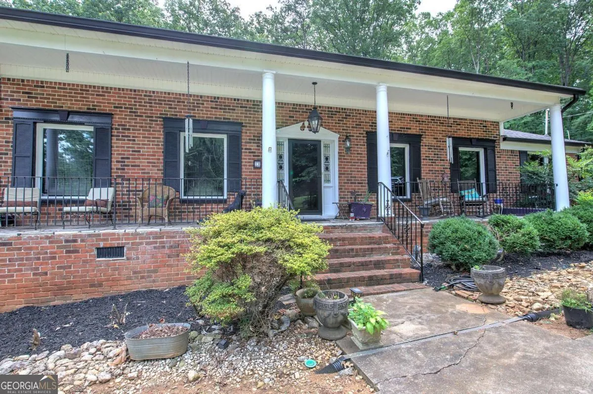 10 Oriole Drive