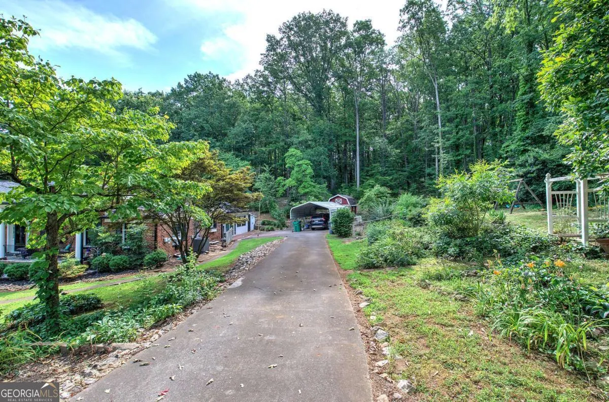 10 Oriole Drive