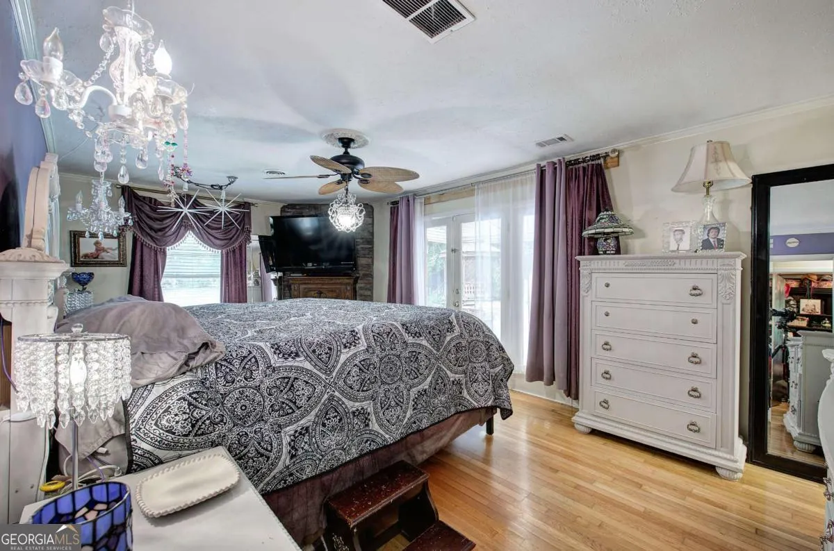 10 Oriole Drive