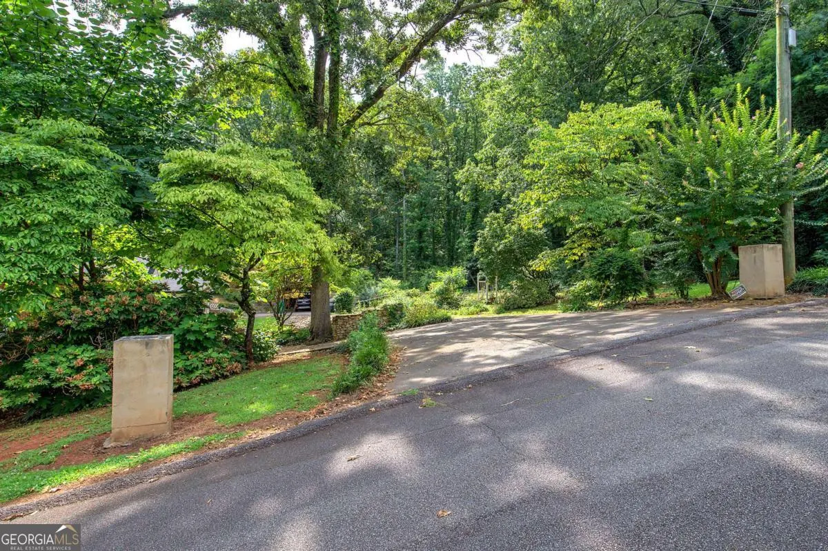 10 Oriole Drive