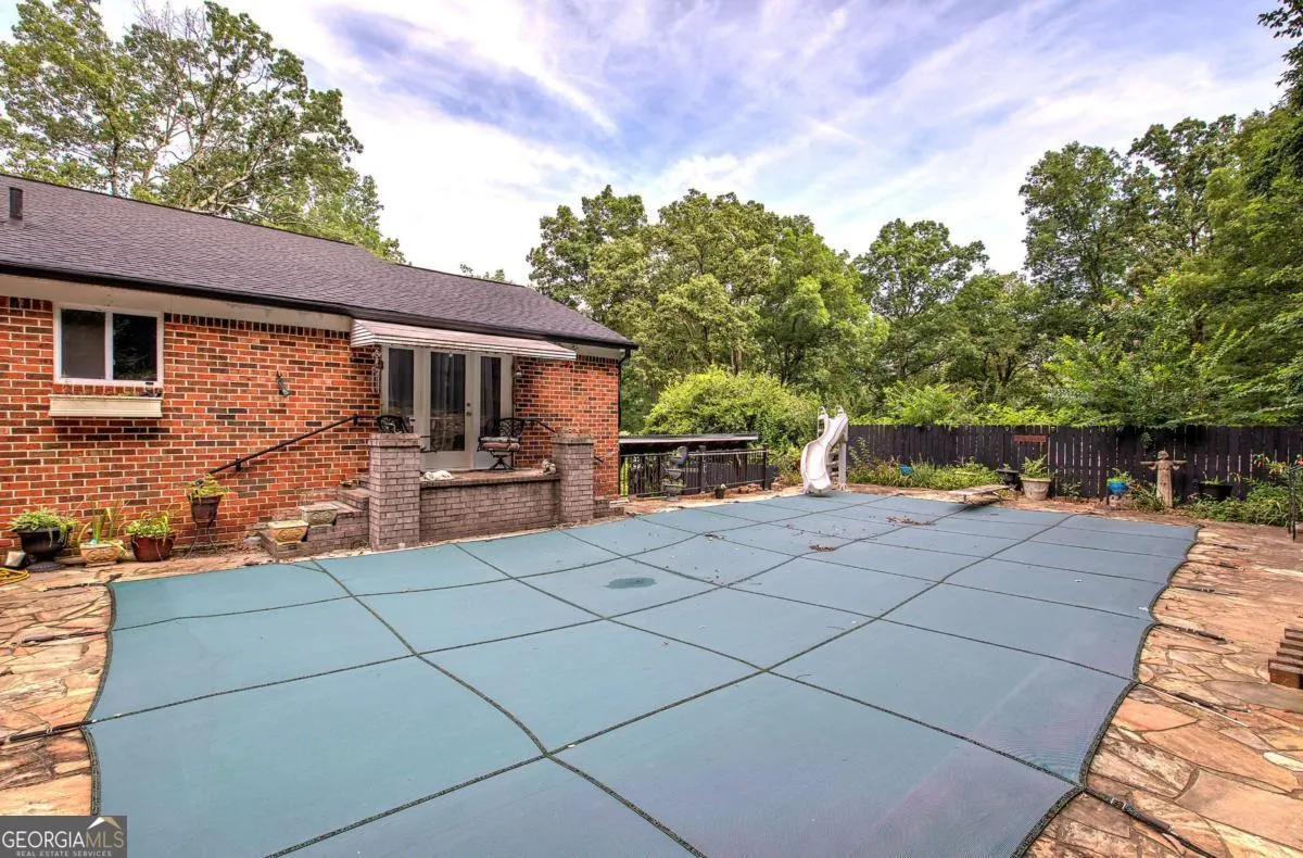 10 Oriole Drive