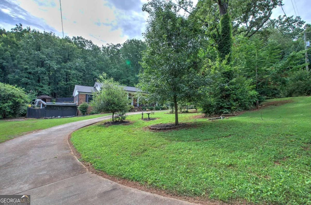 10 Oriole Drive