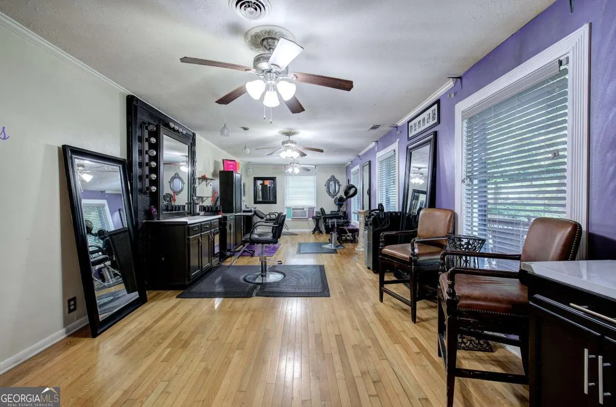 10 Oriole Drive