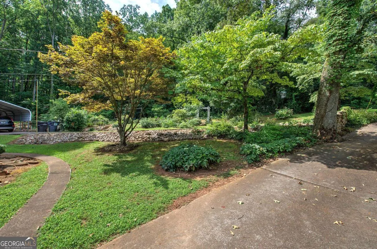 10 Oriole Drive