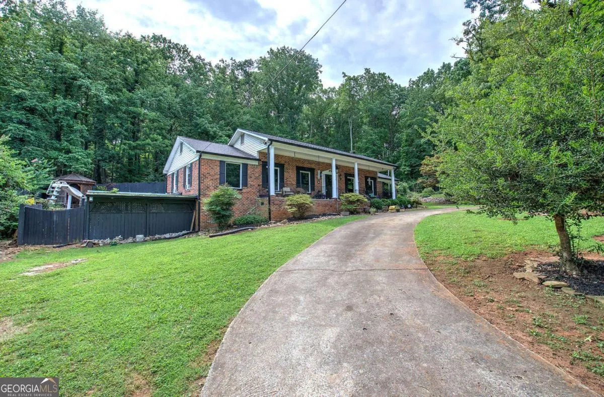 10 Oriole Drive