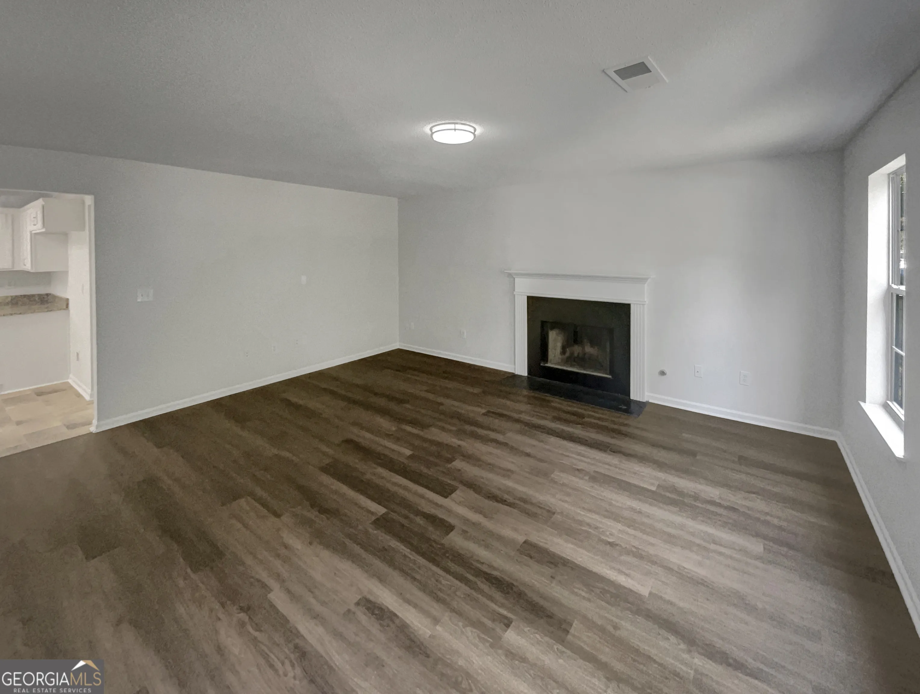 6590 Manor Creek Drive