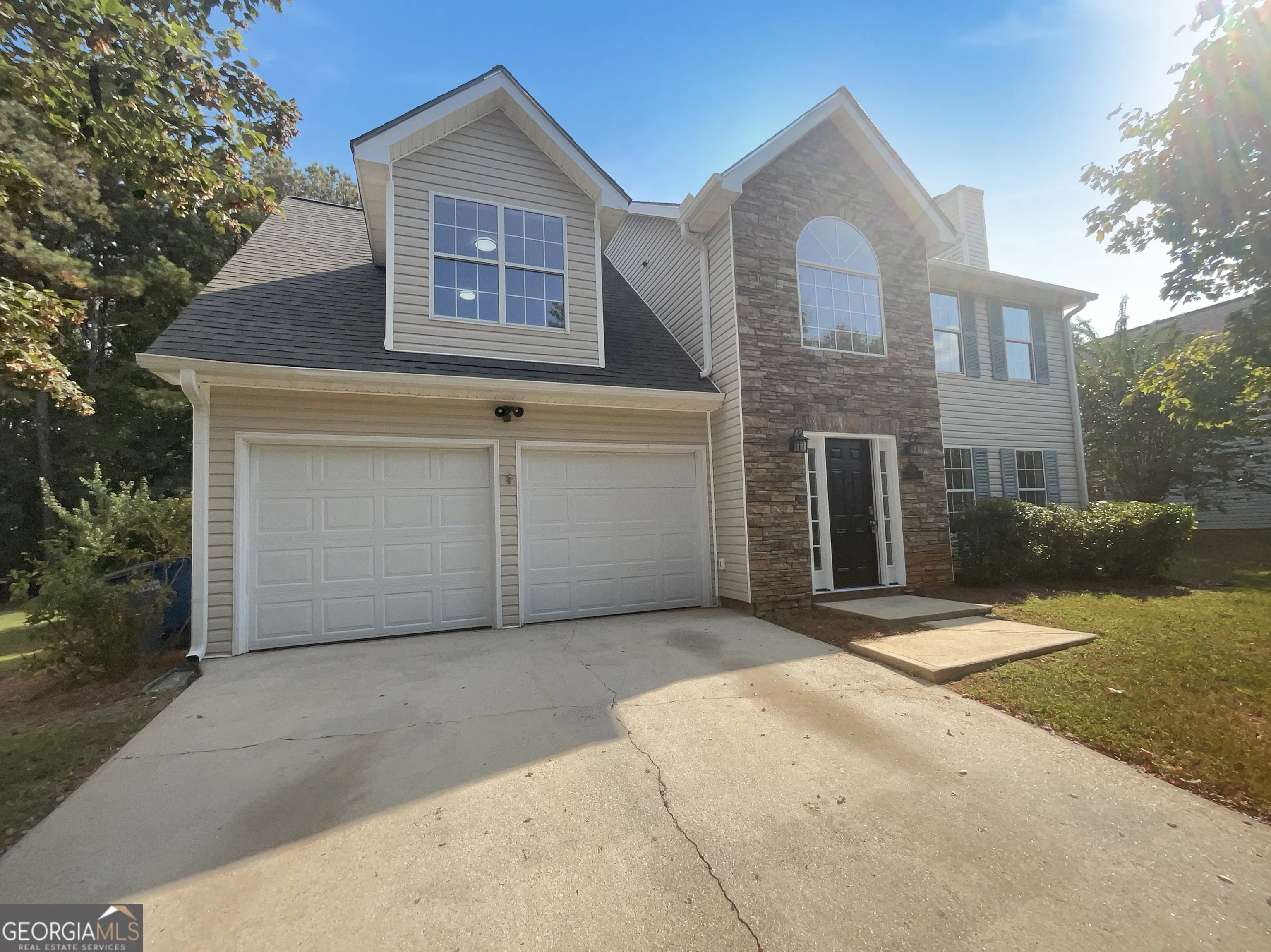 6590 Manor Creek Drive