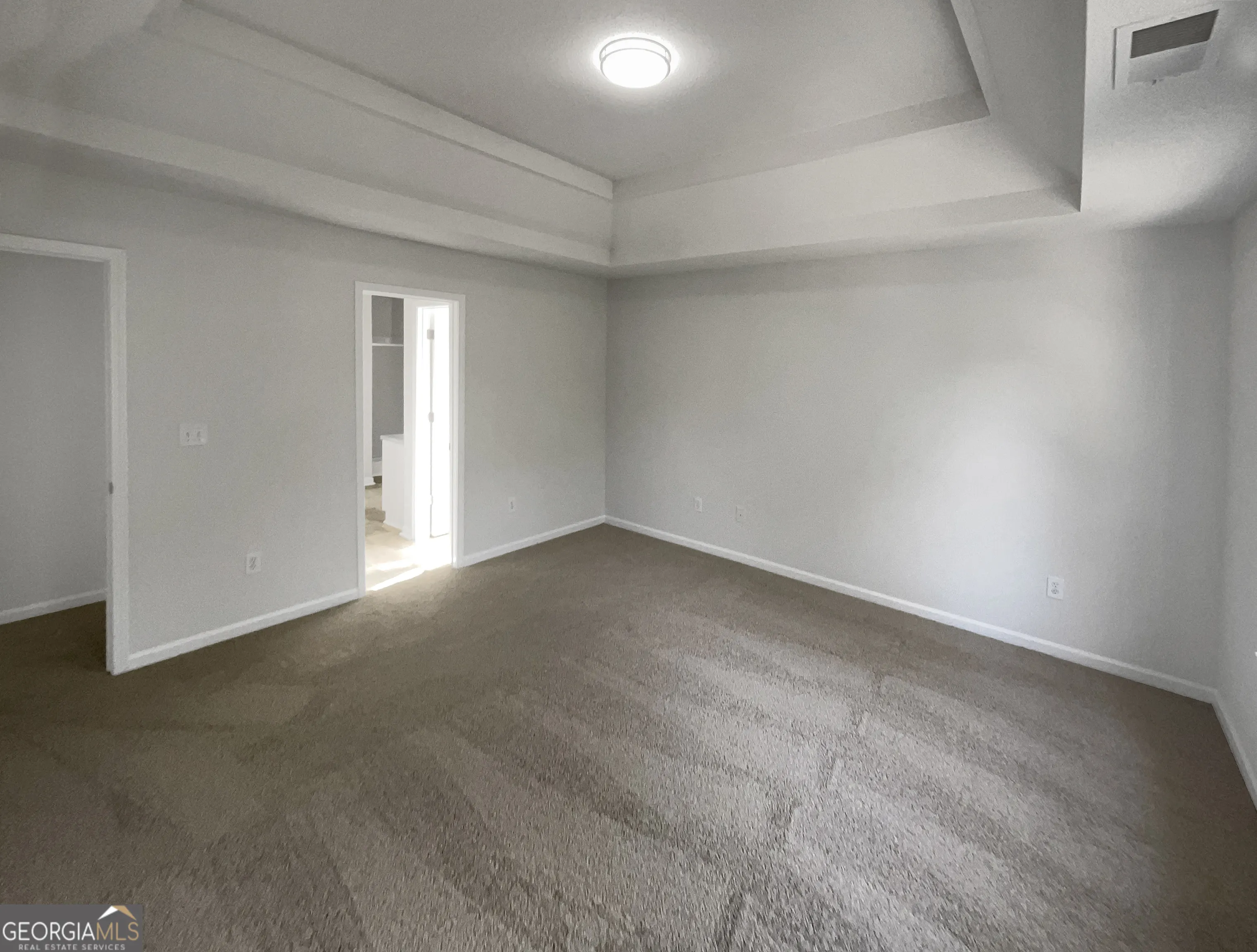 6590 Manor Creek Drive