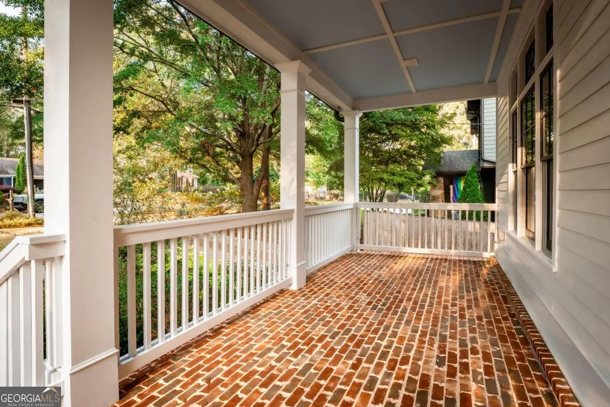 1271 Fenway Circle
