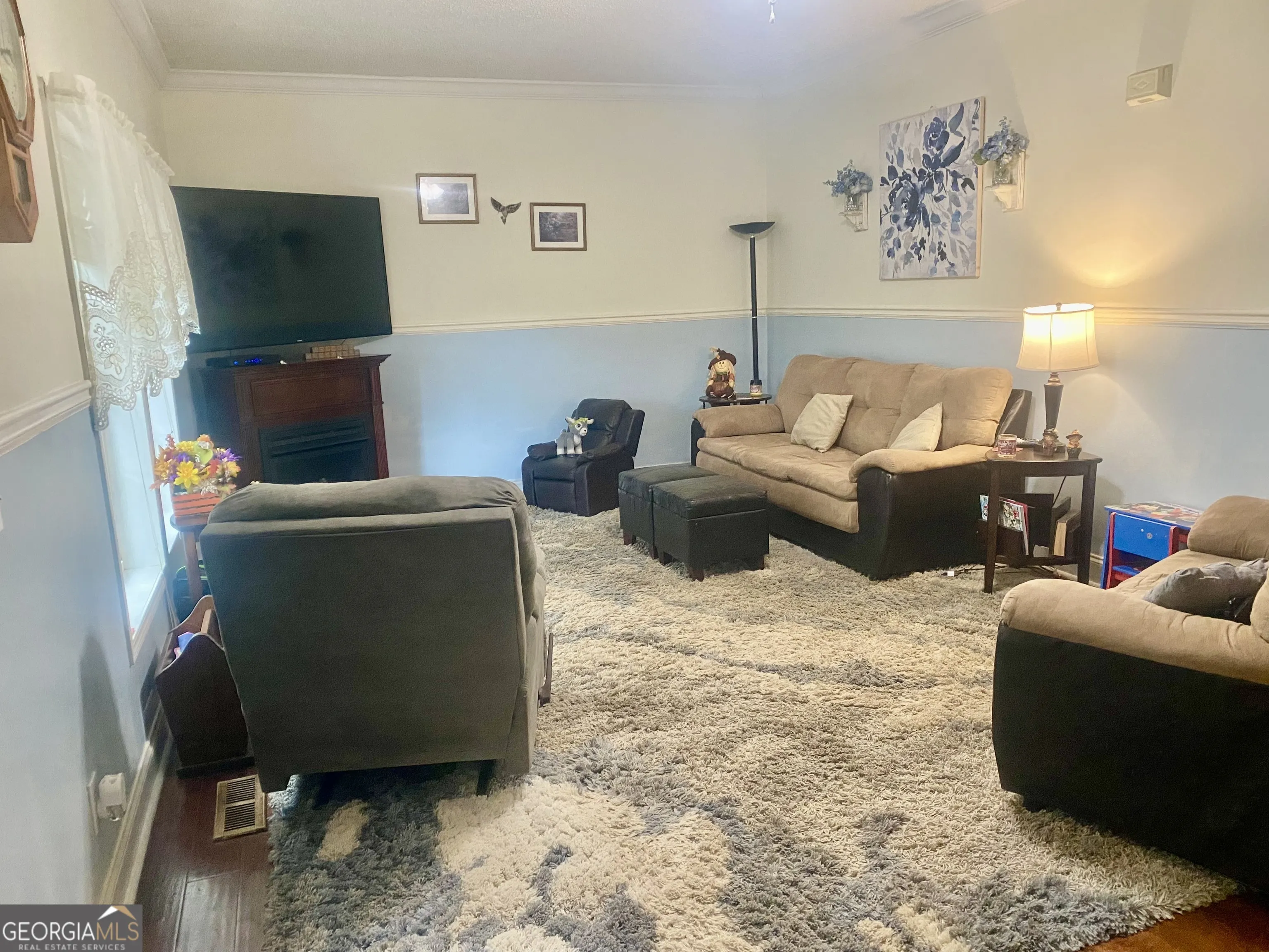 290 Poplar Creek Road