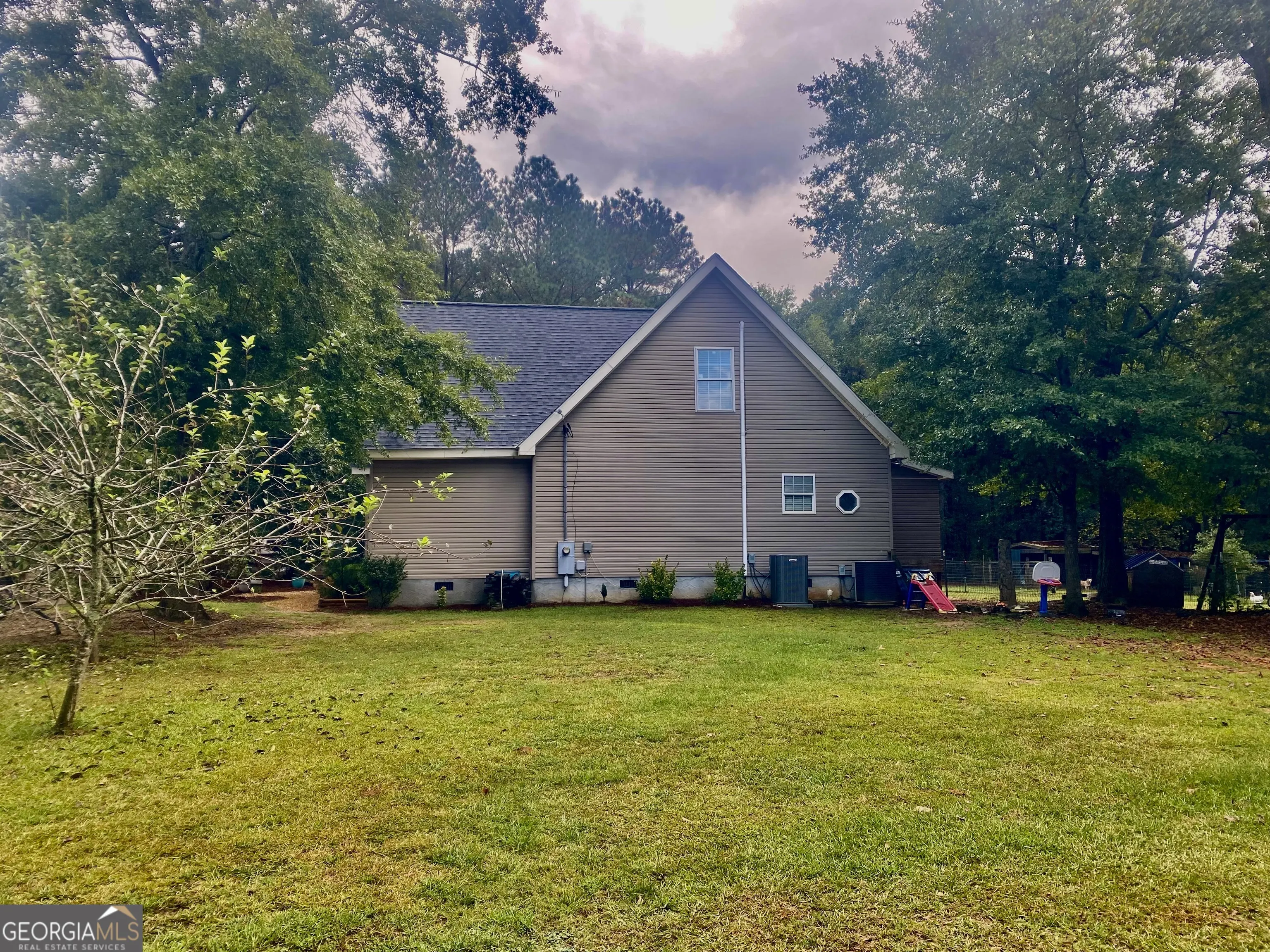 290 Poplar Creek Road