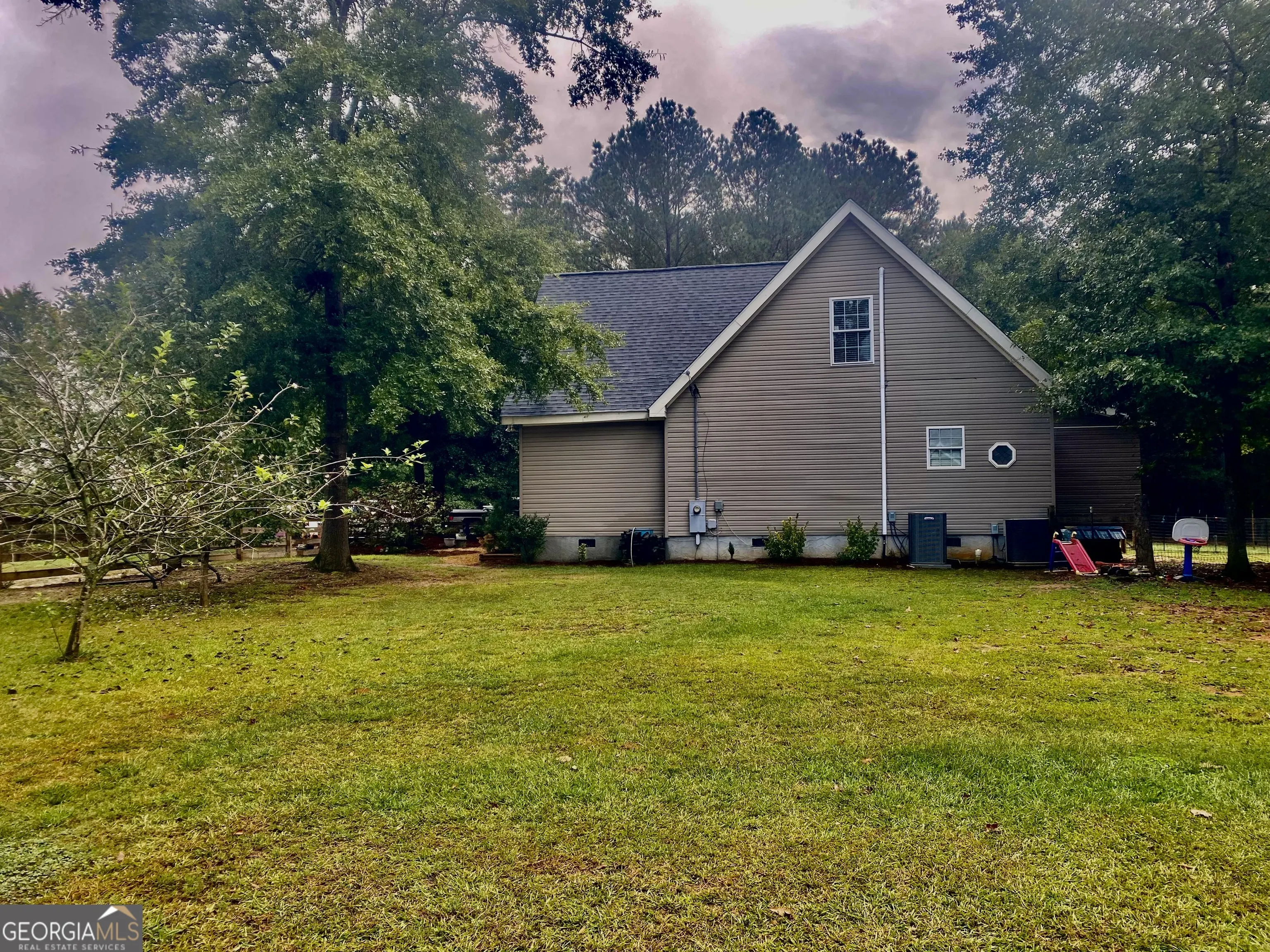 290 Poplar Creek Road