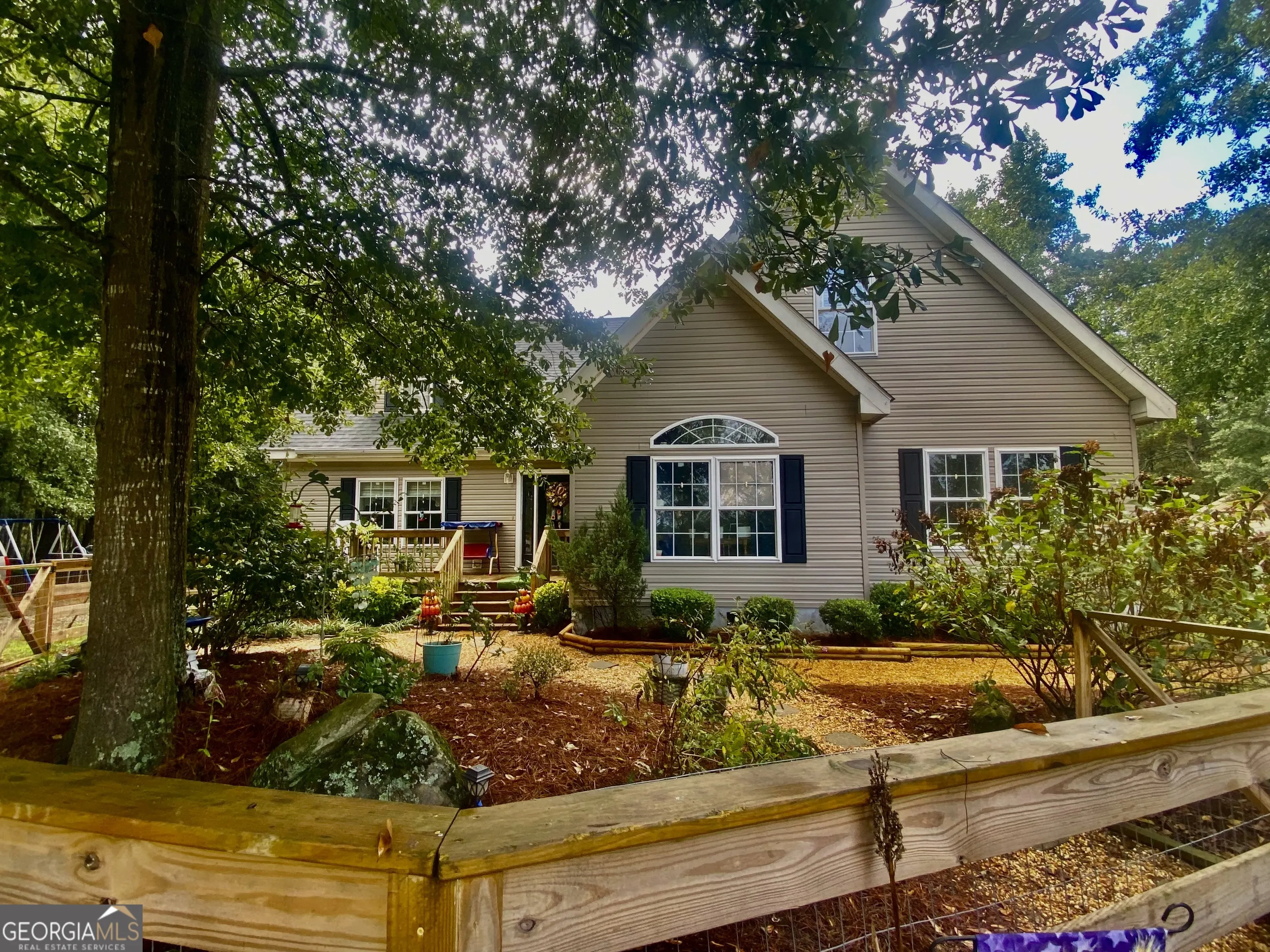 290 Poplar Creek Road