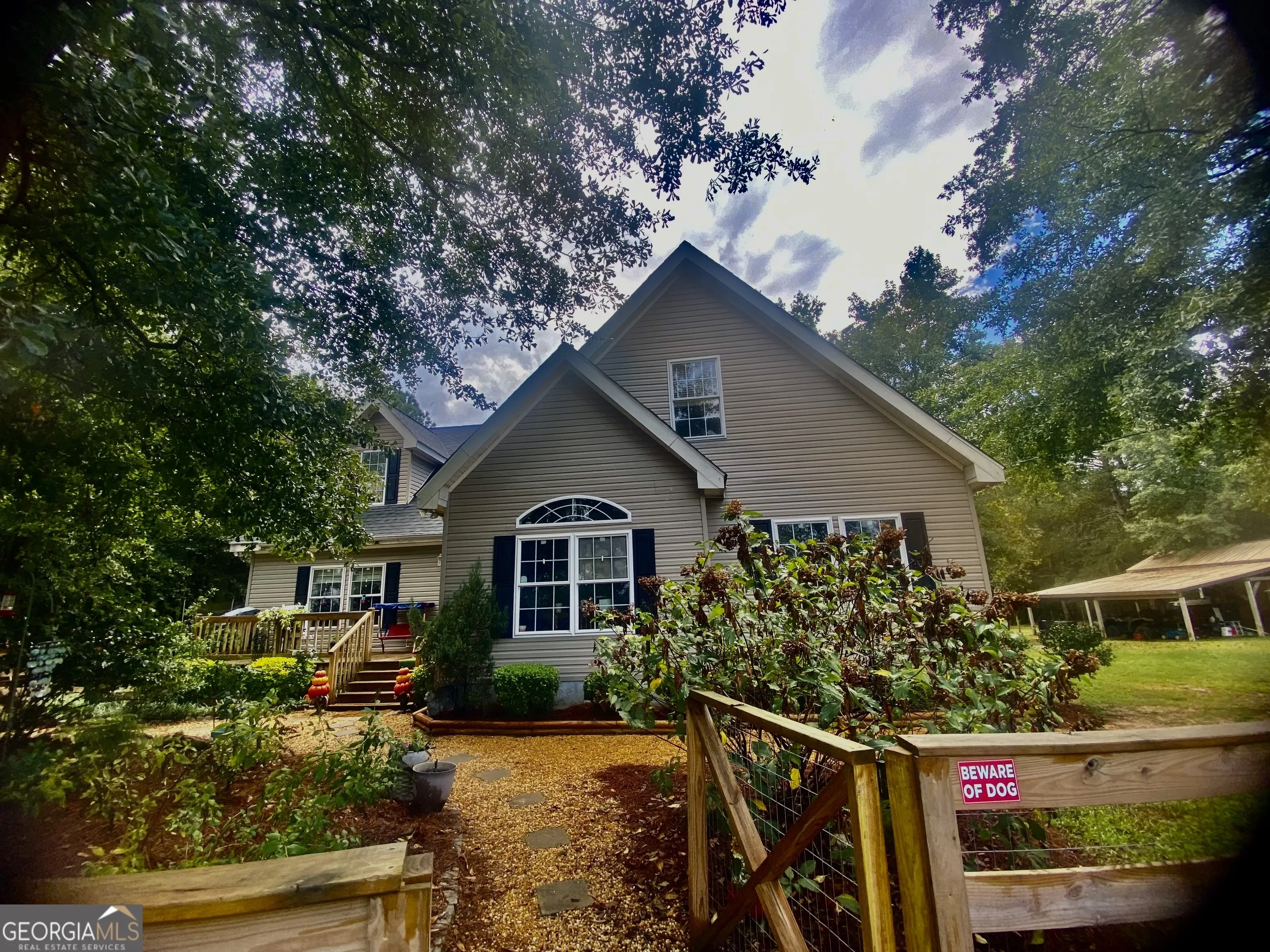 290 Poplar Creek Road