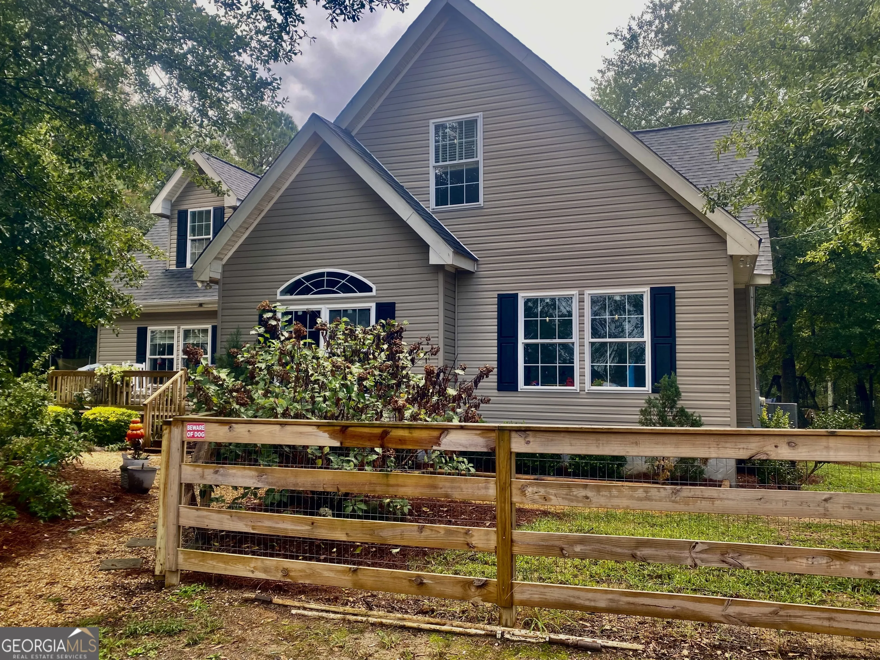 290 Poplar Creek Road
