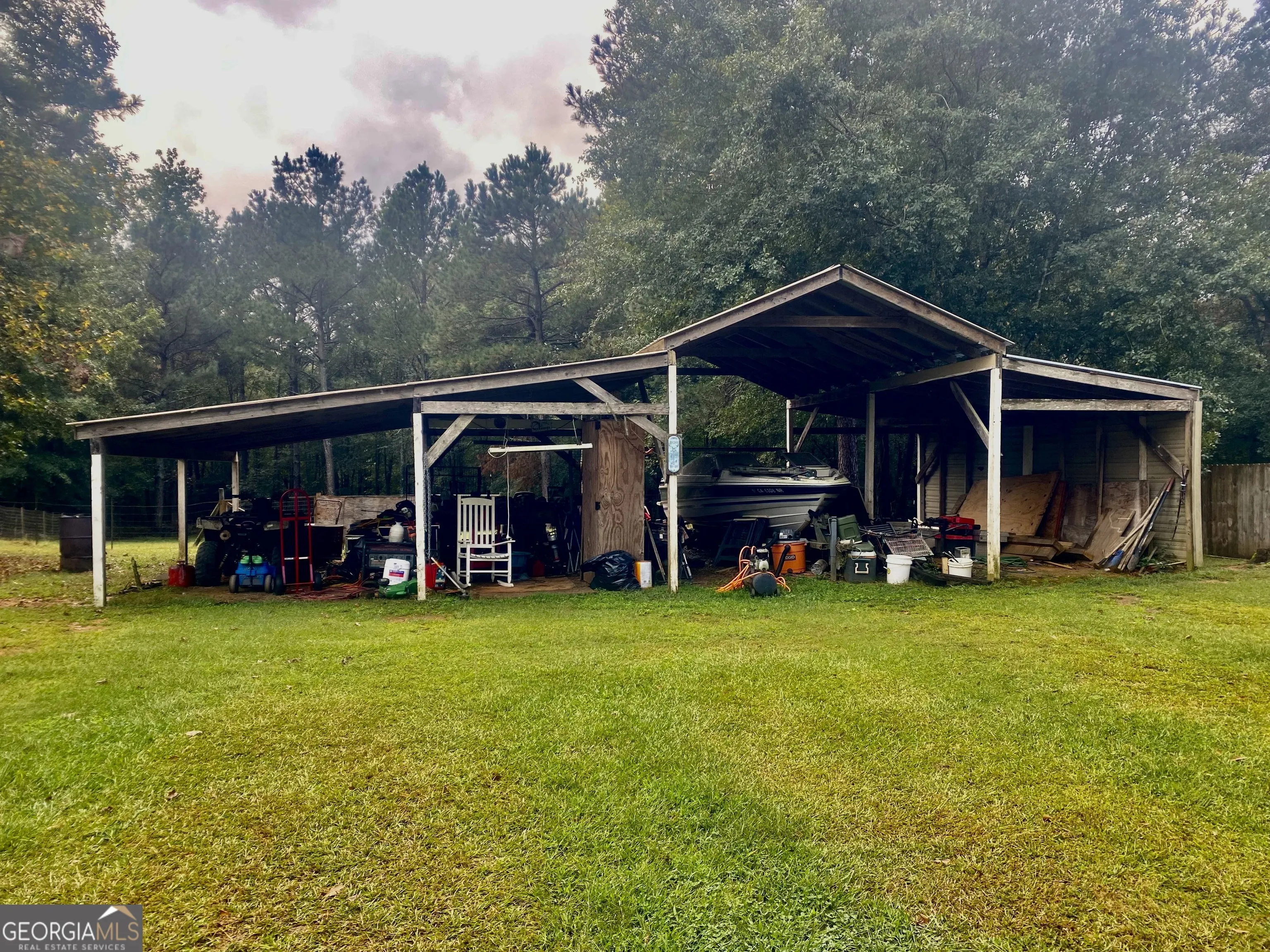 290 Poplar Creek Road