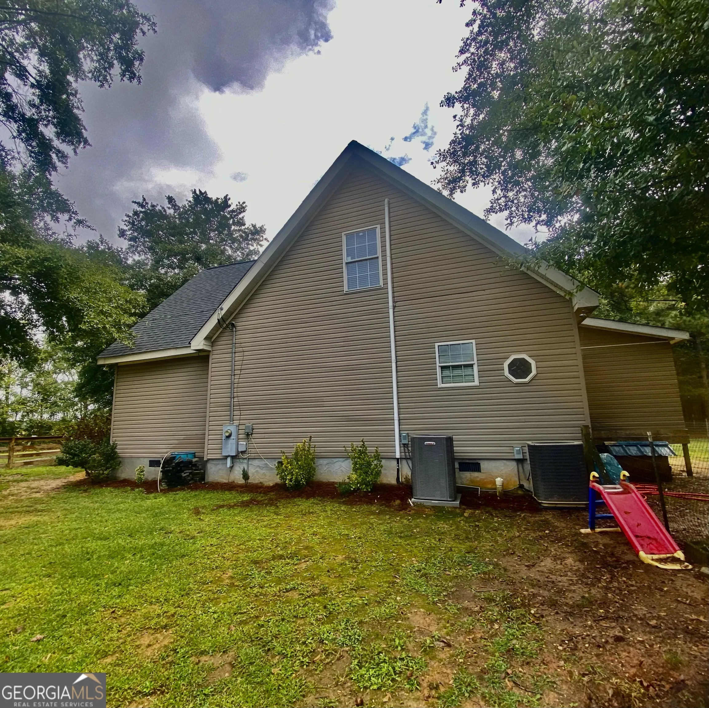 290 Poplar Creek Road
