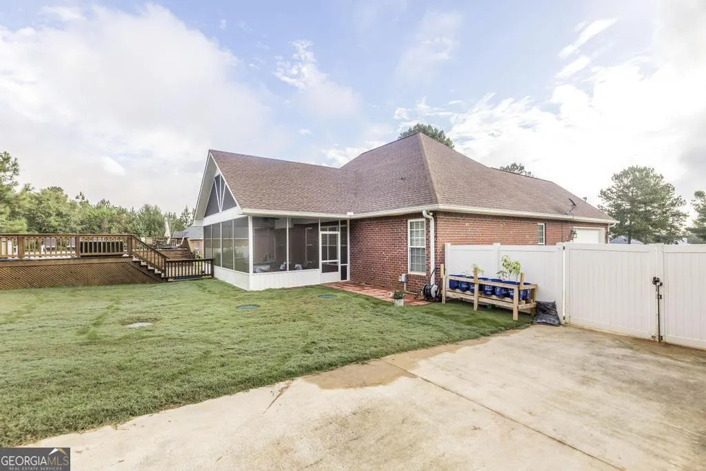 312 Buckskin Drive