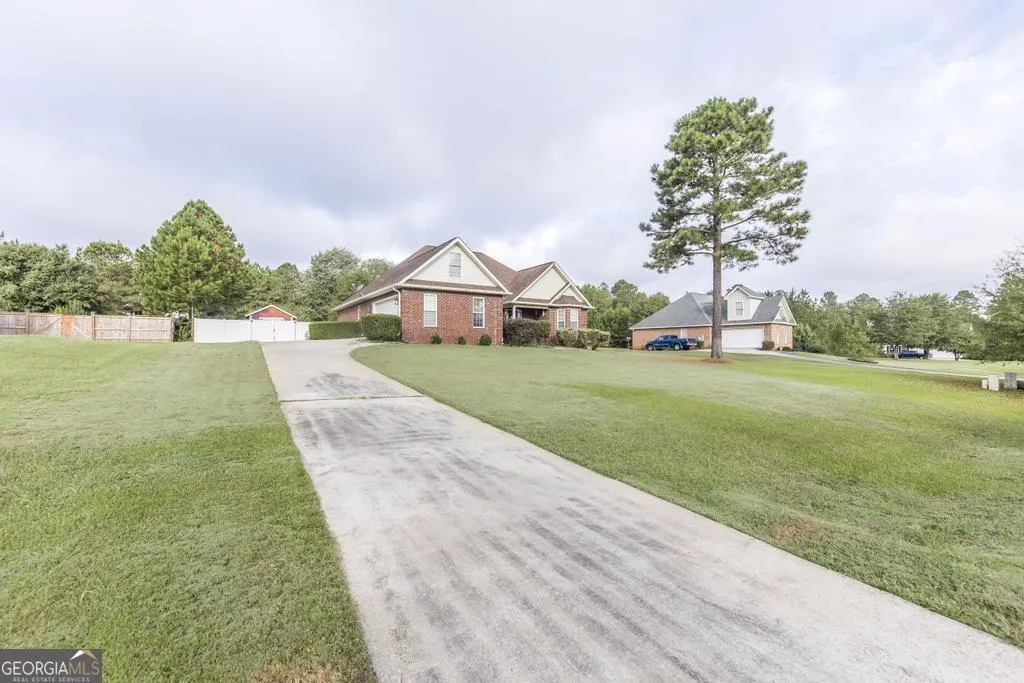 312 Buckskin Drive