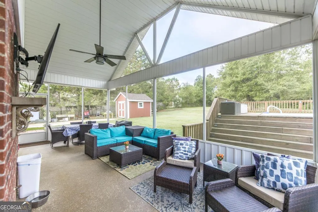 312 Buckskin Drive