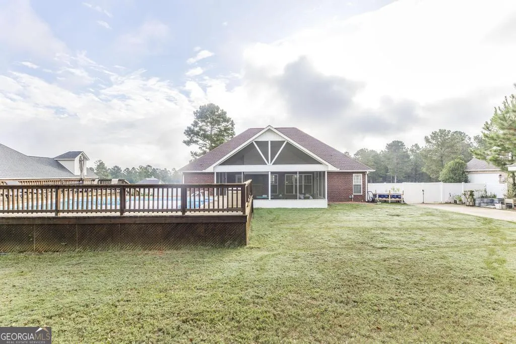 312 Buckskin Drive