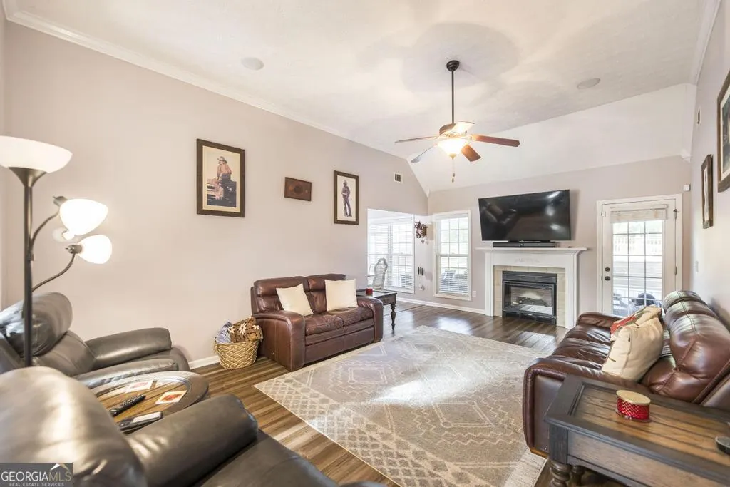 312 Buckskin Drive