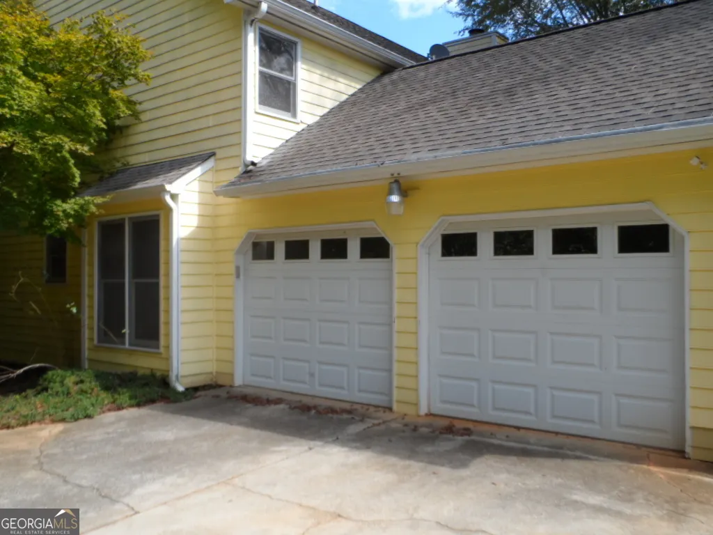 105 Sweet Briar Trail