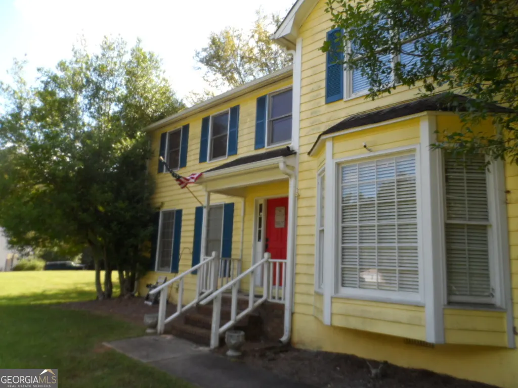 105 Sweet Briar Trail