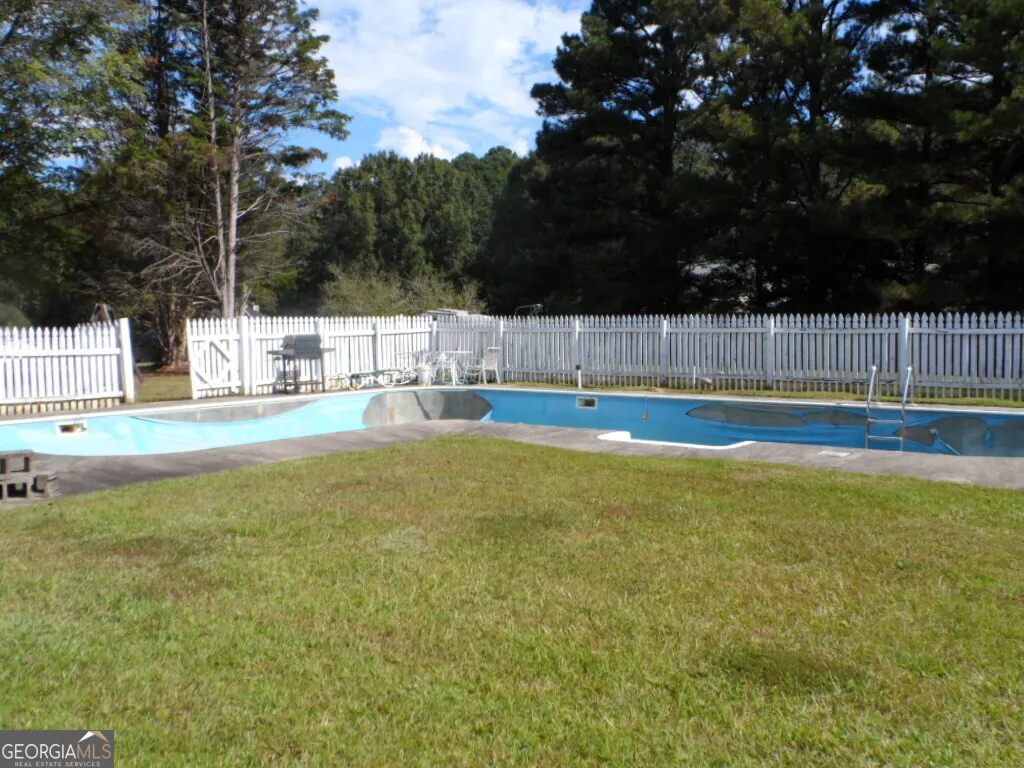 105 Sweet Briar Trail
