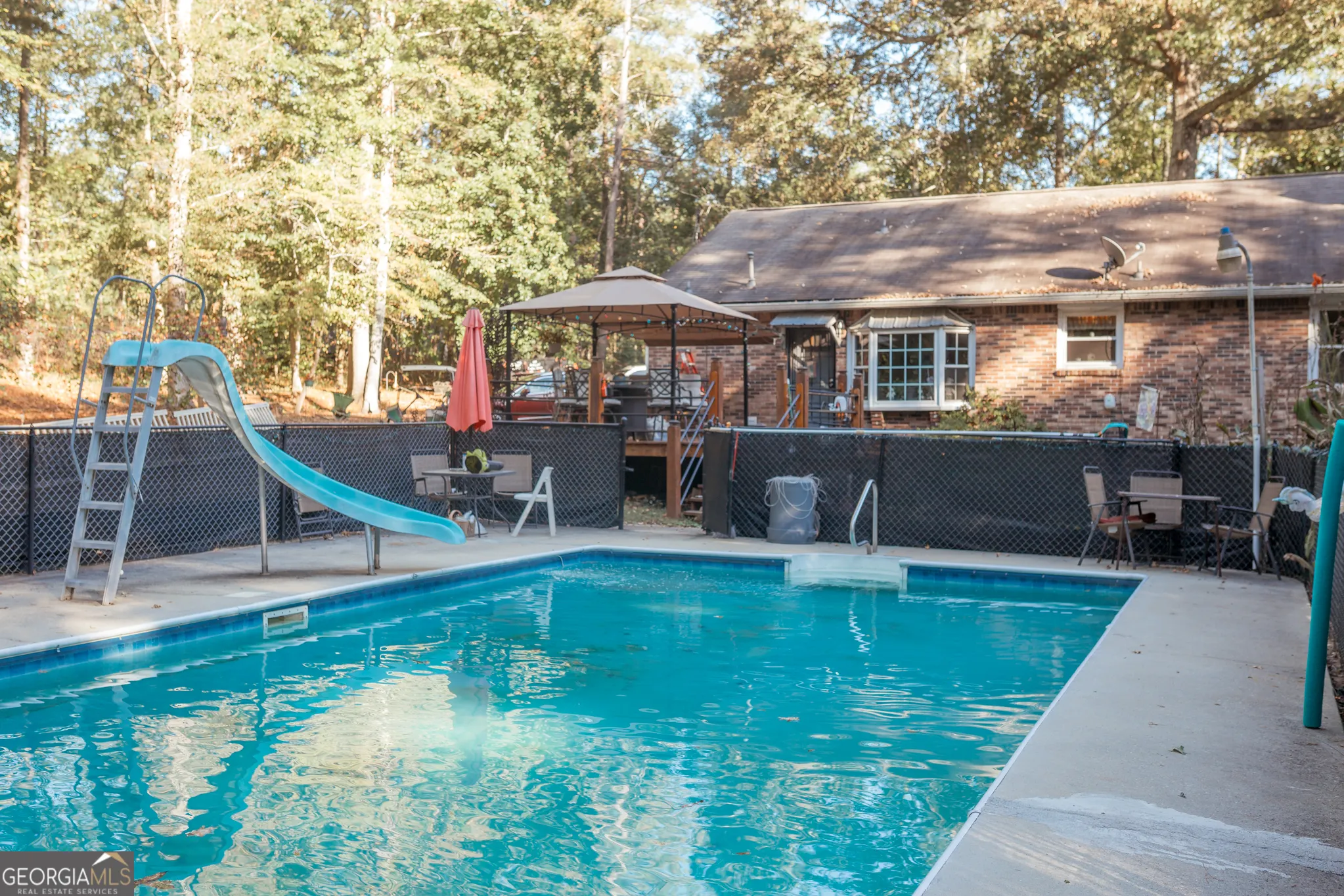 905 E Atlanta Road