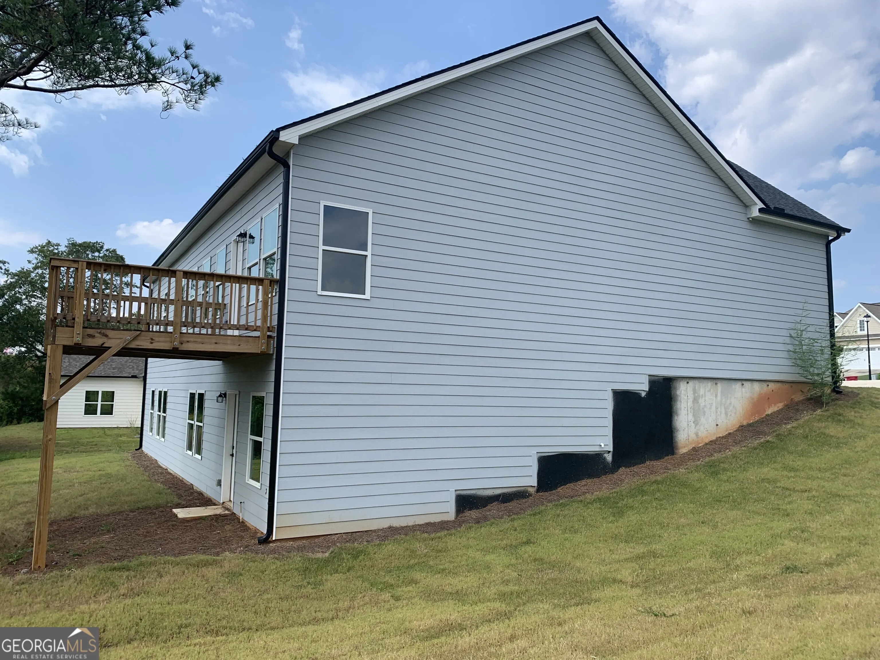 204 Trellis Walk
