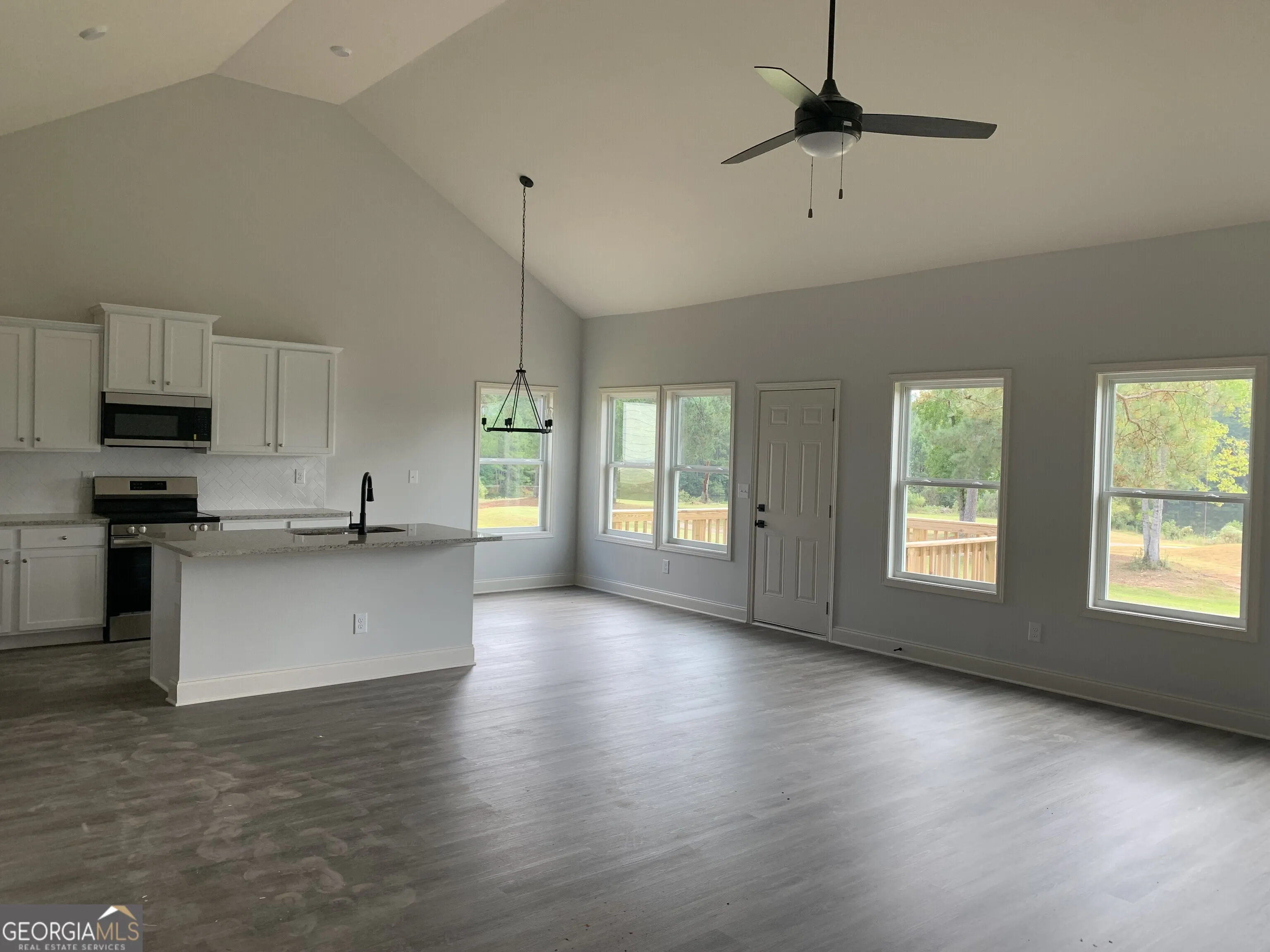 204 Trellis Walk