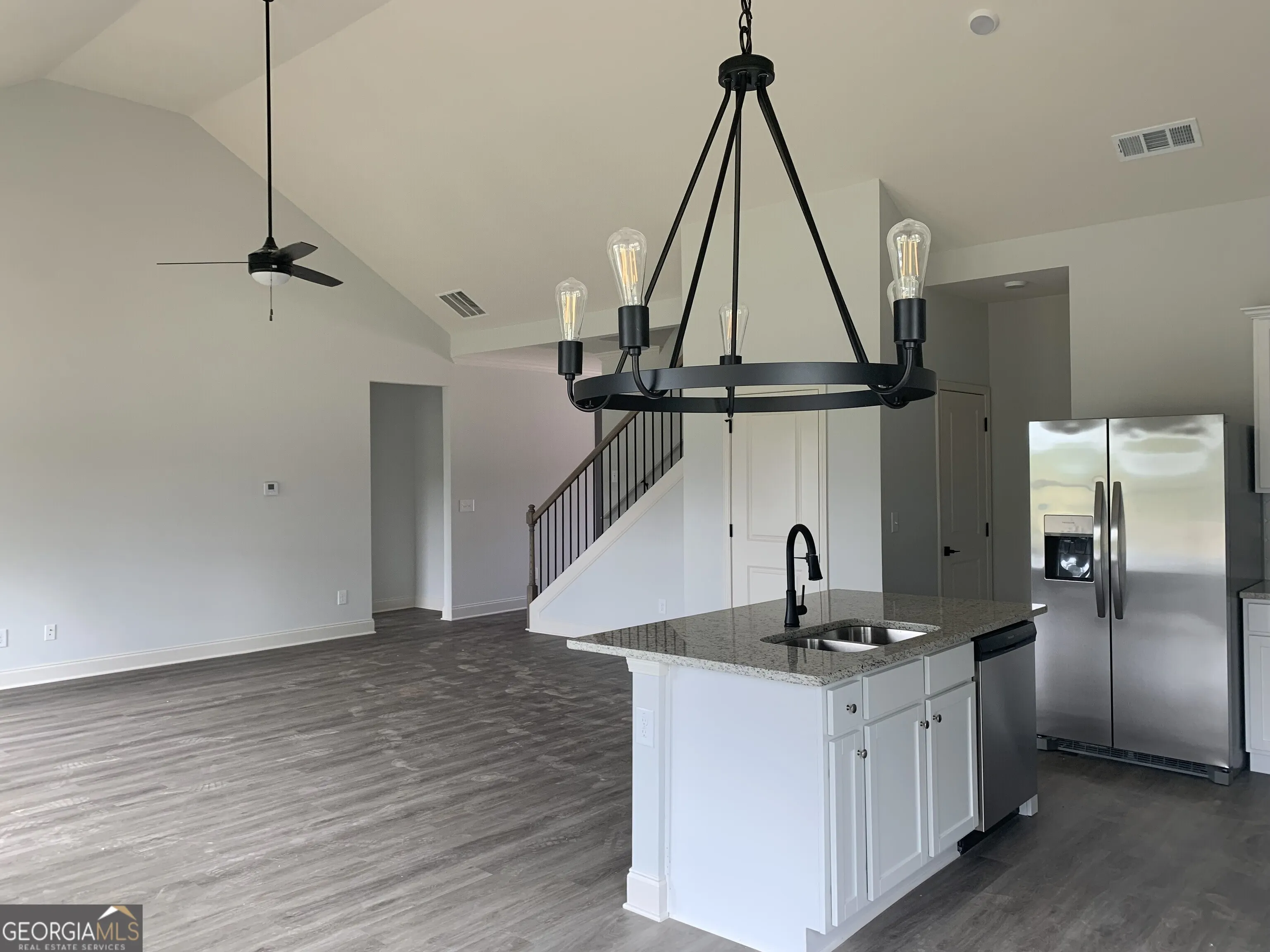 204 Trellis Walk