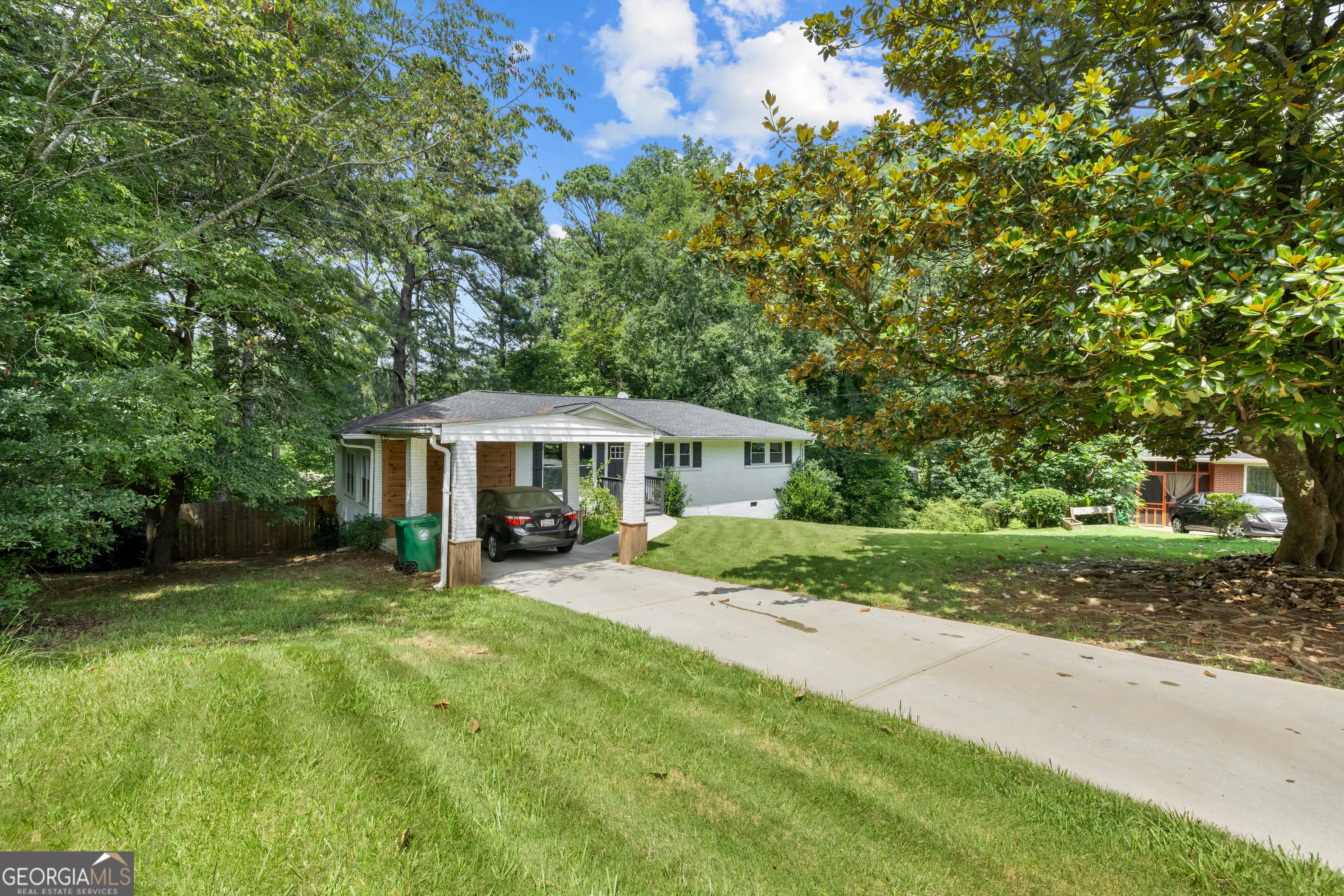 2060 Hallmark Court SE