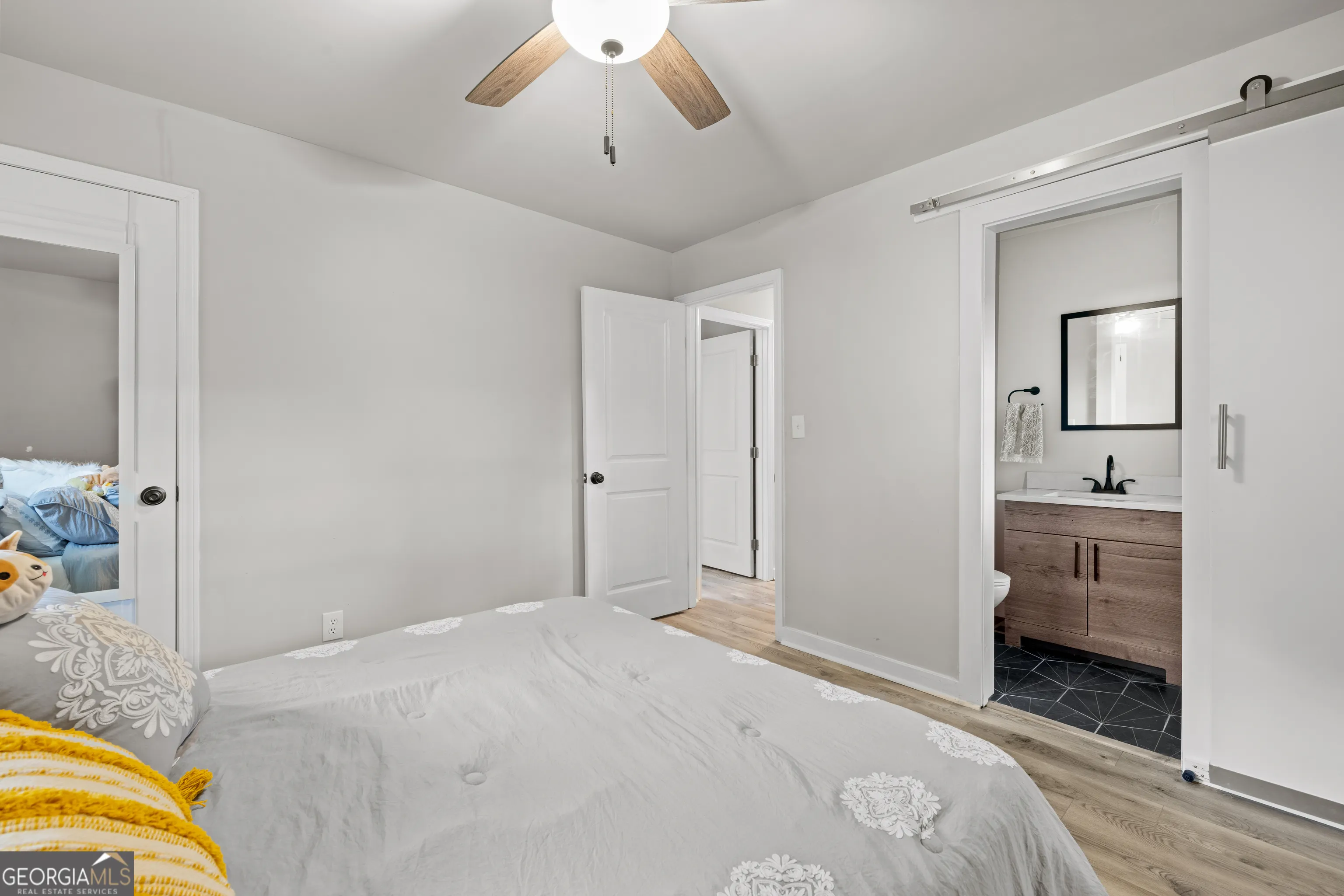 2060 Hallmark Court SE