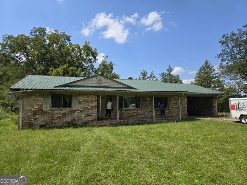 4143 Sandy Cross Road NE
