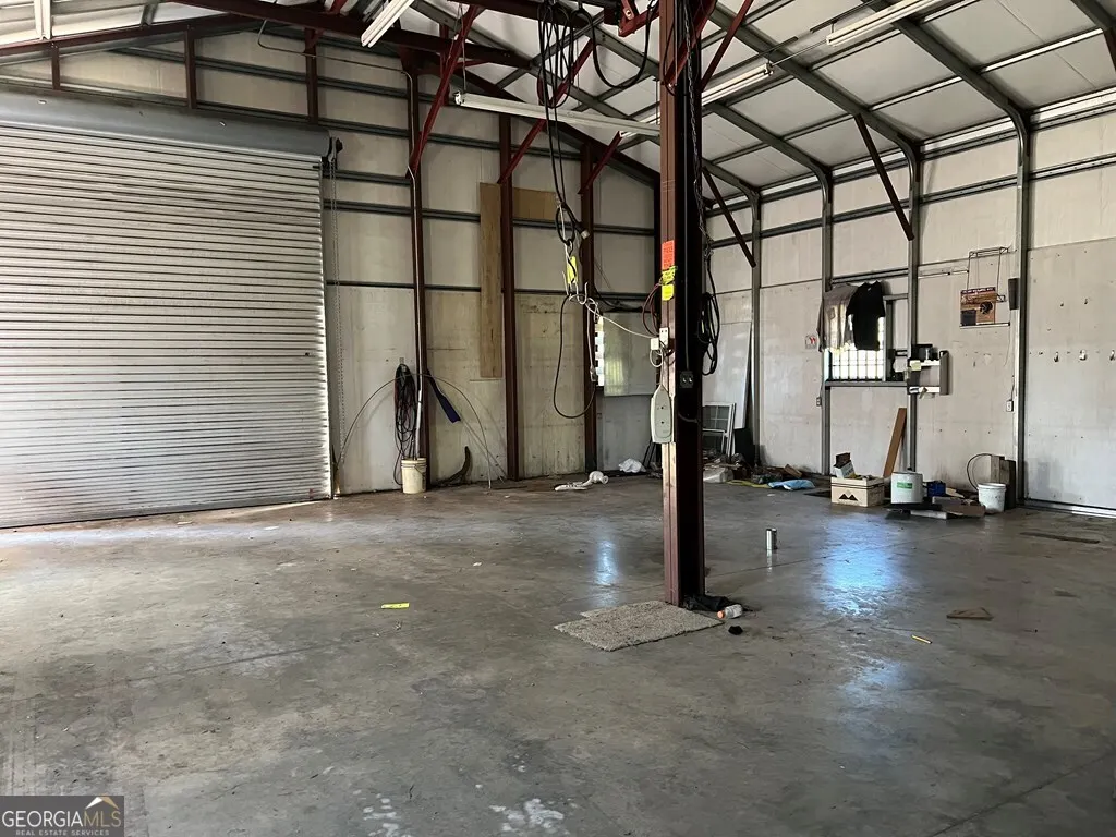 1280 Register Mullis Road