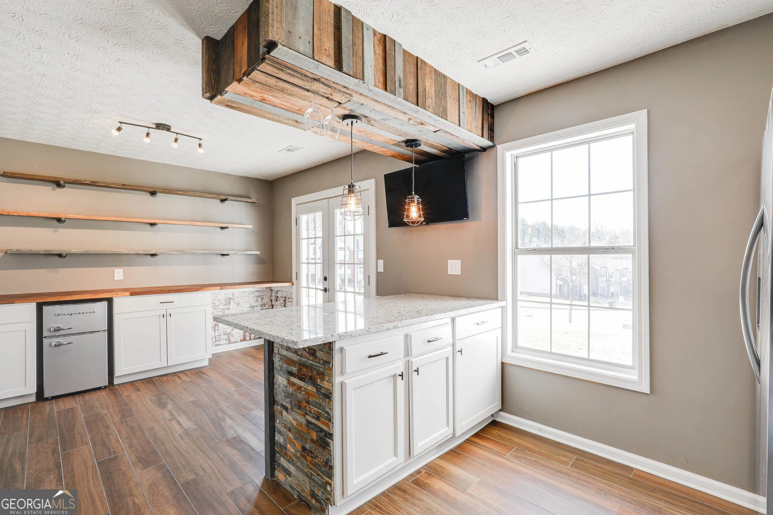 130 Chastain Loop