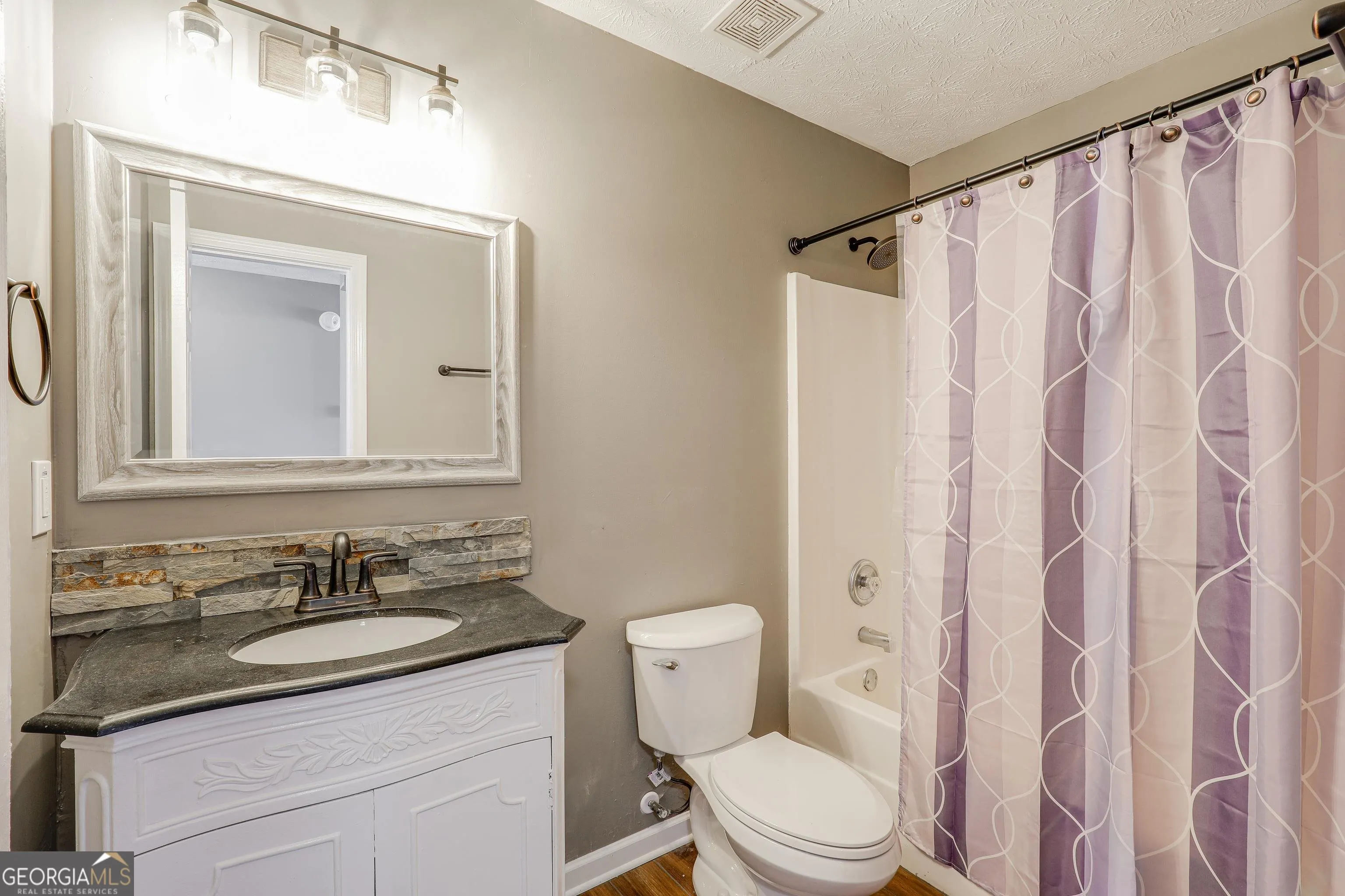 130 Chastain Loop