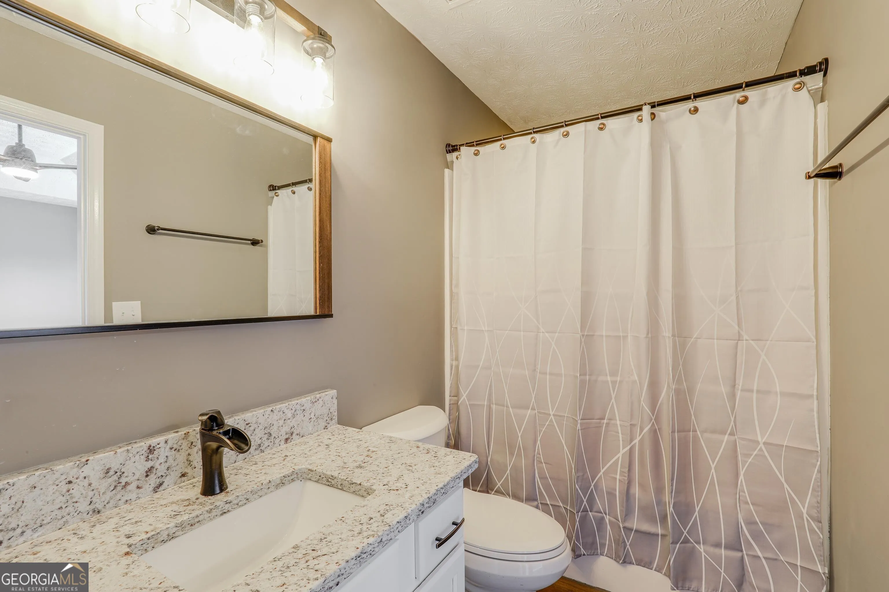 130 Chastain Loop