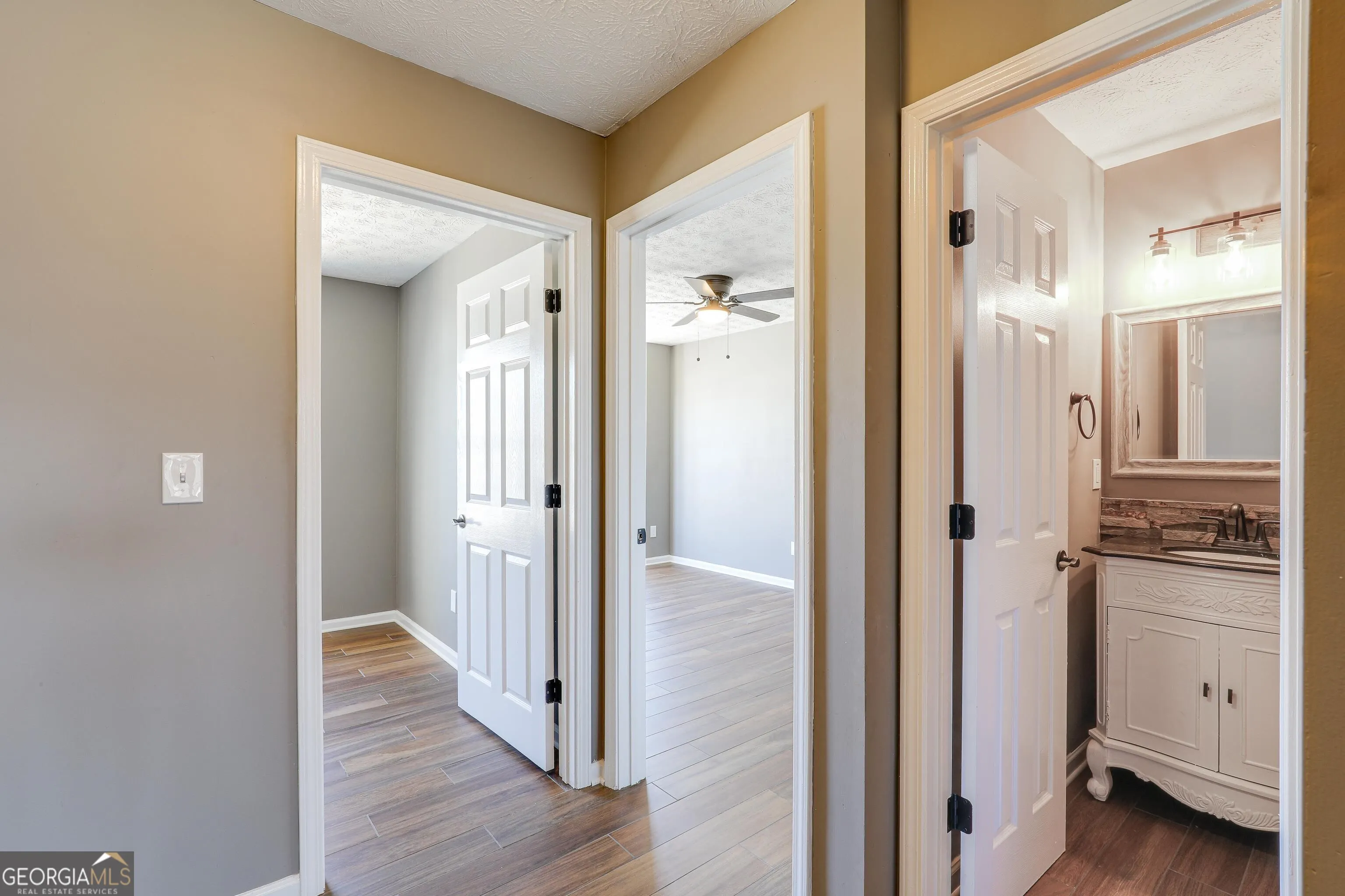 130 Chastain Loop