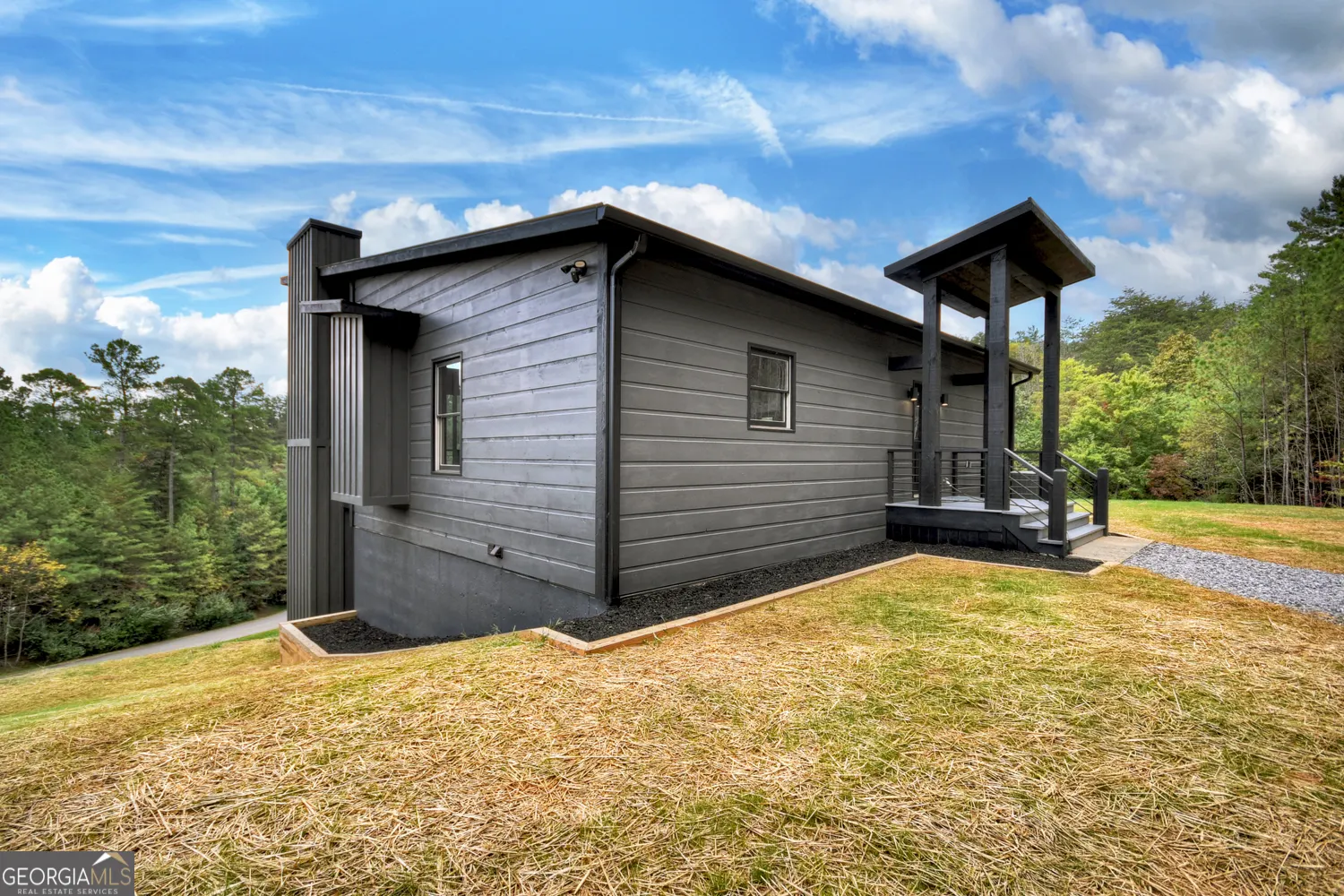 123 Ridgeline Drive