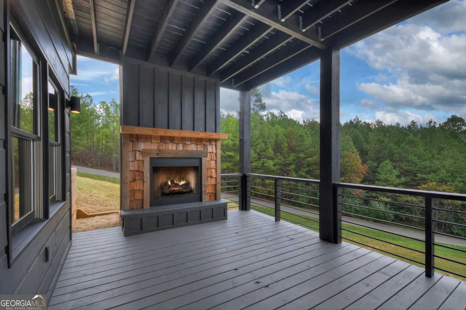 123 Ridgeline Drive