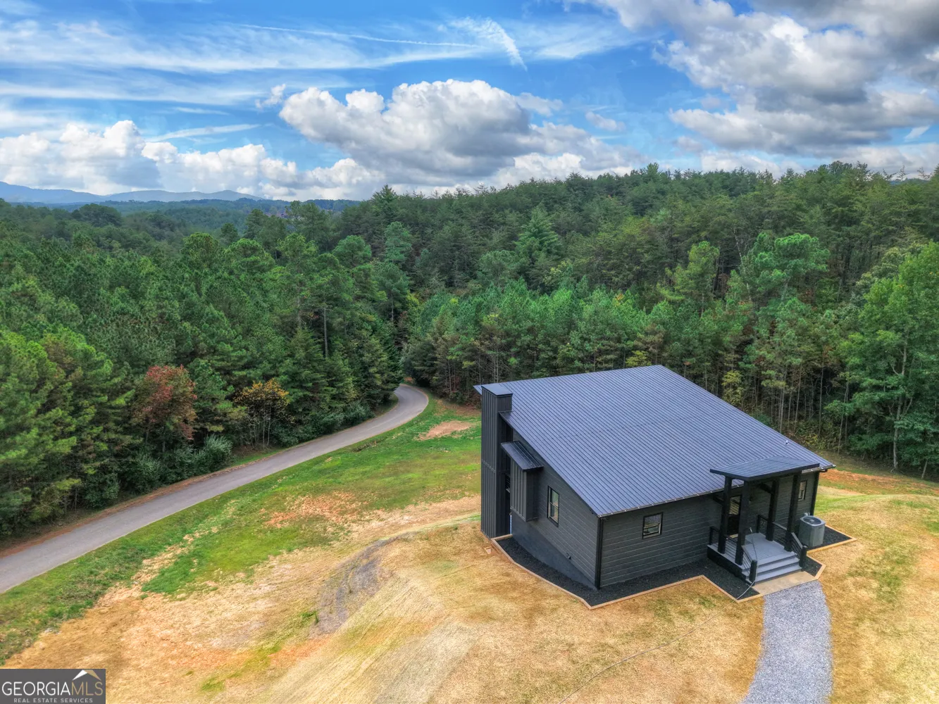 123 Ridgeline Drive