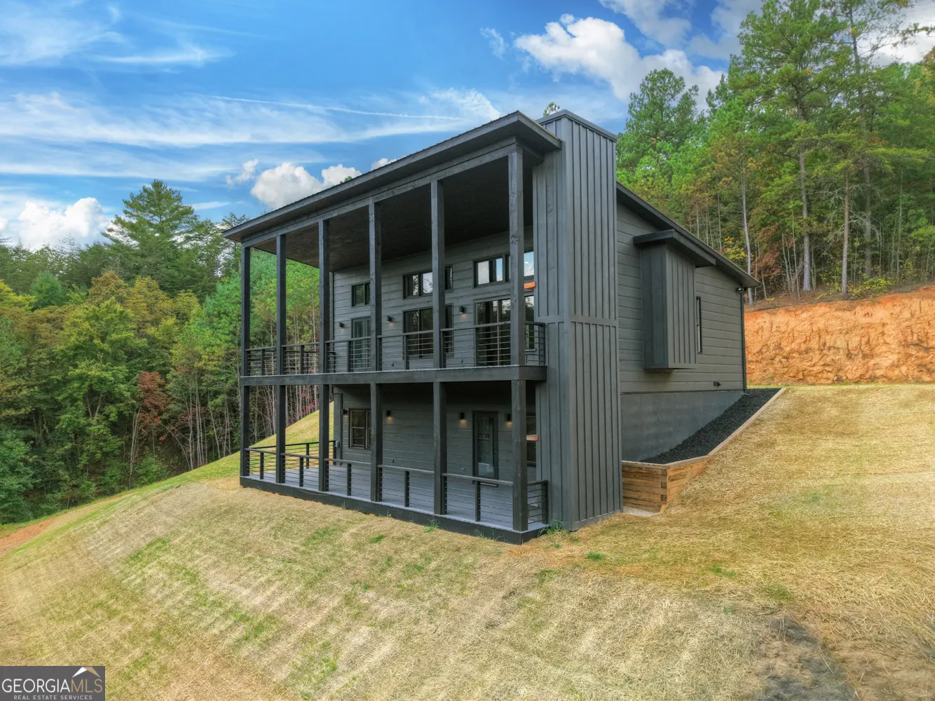 123 Ridgeline Drive